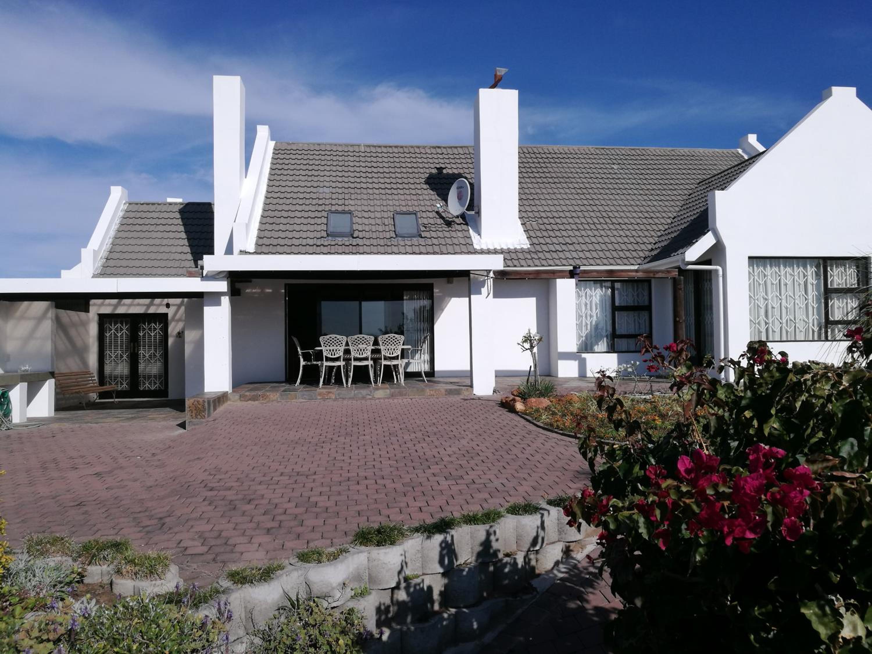 Family Holiday Home photo 2