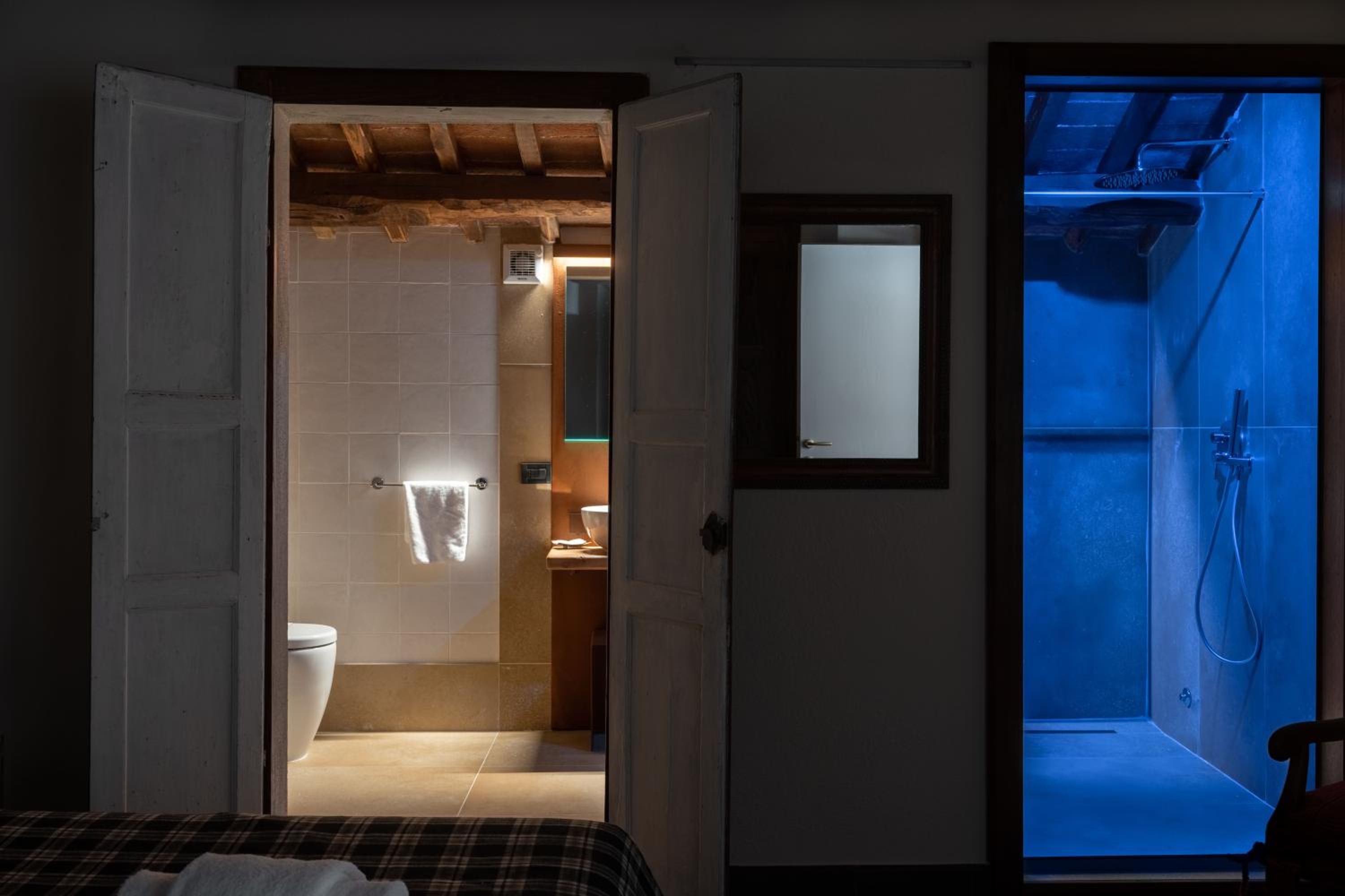 Family Suite - Photo 10