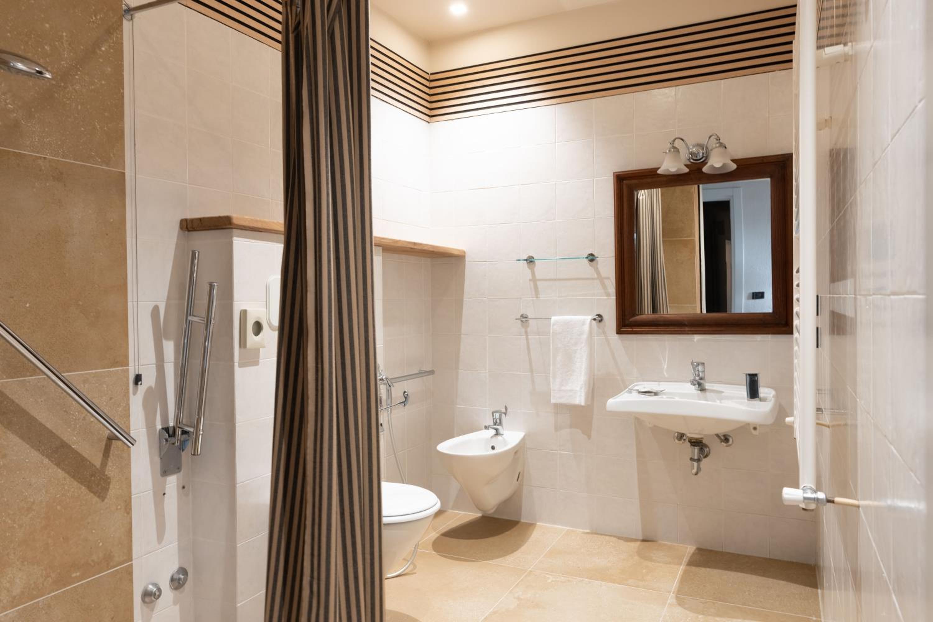 Superior Double Room - Photo 39