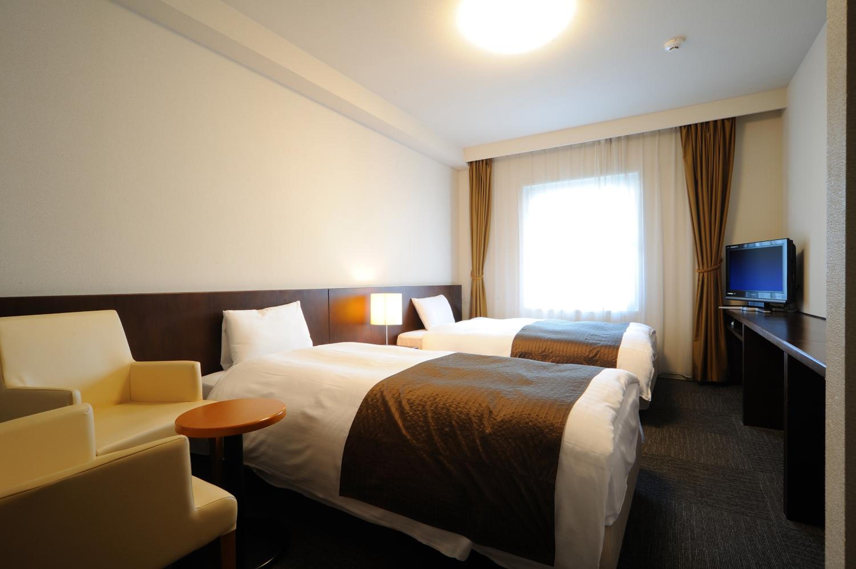 Standard Twin Room - Non-Smoking - Photo 1