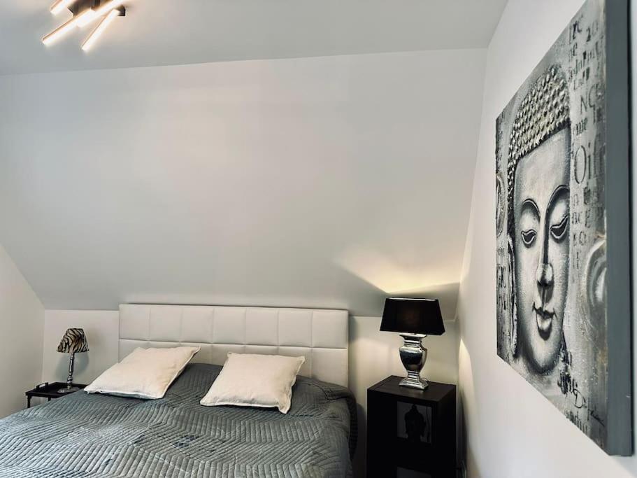 Two-Bedroom Apartment photo 2