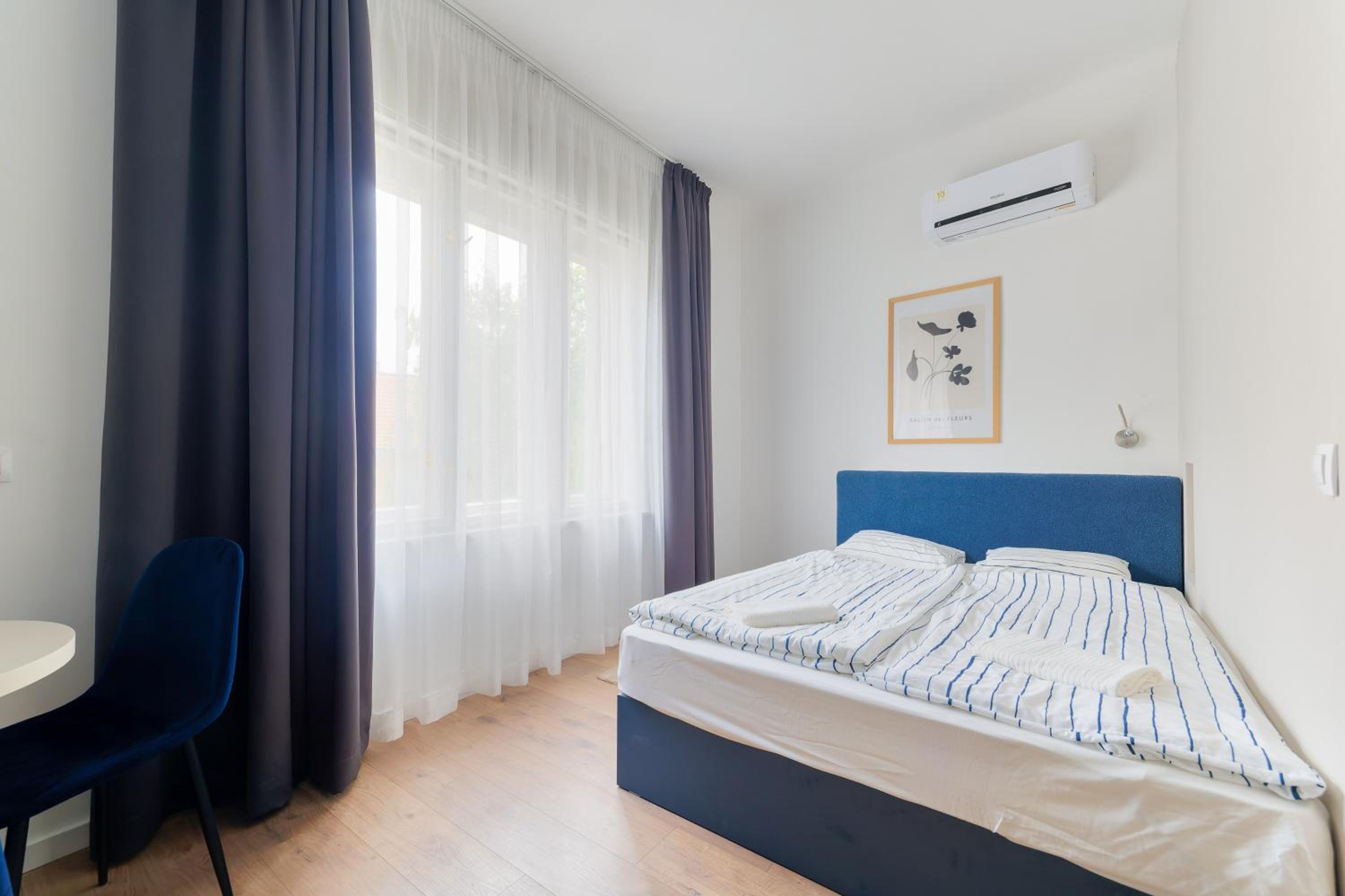 Apartment - Photo 1