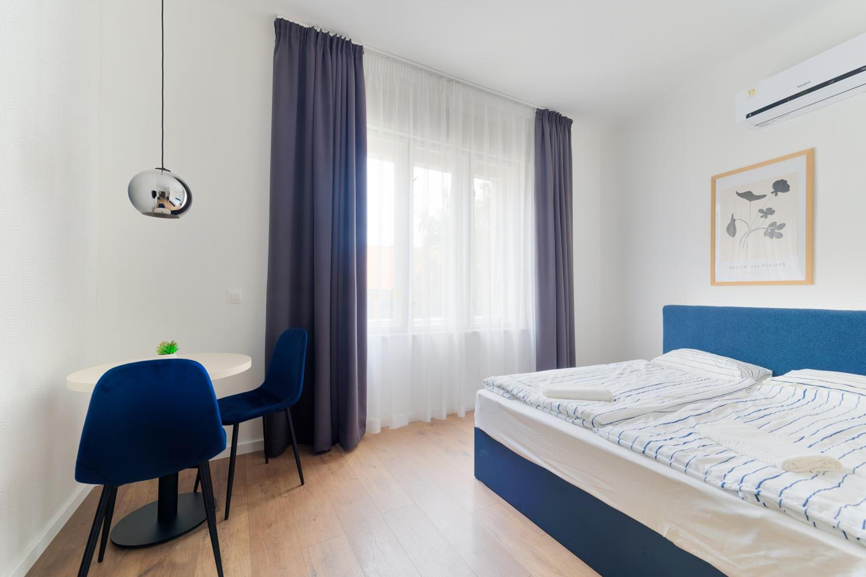 Apartment - Photo 4