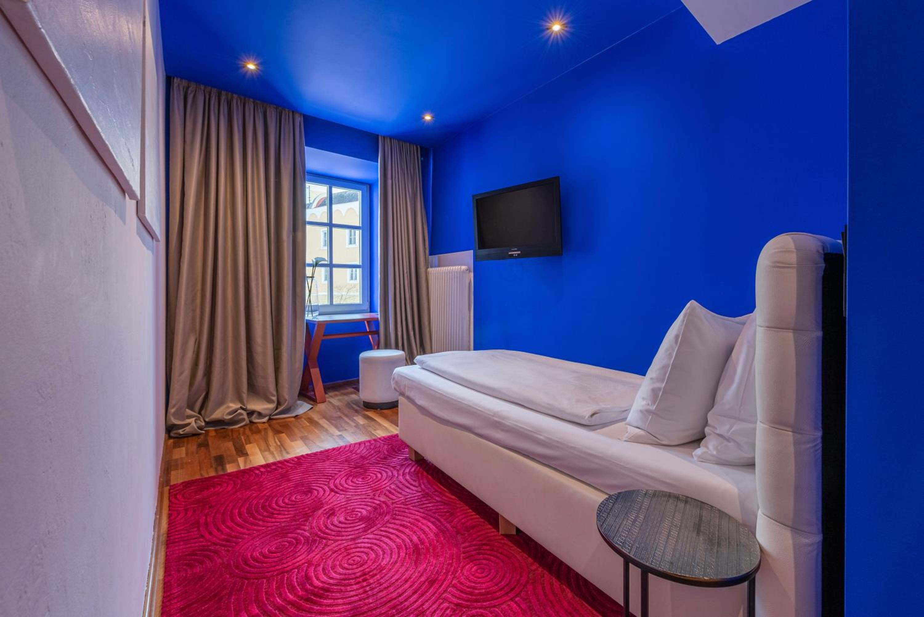 Single Room photo 1