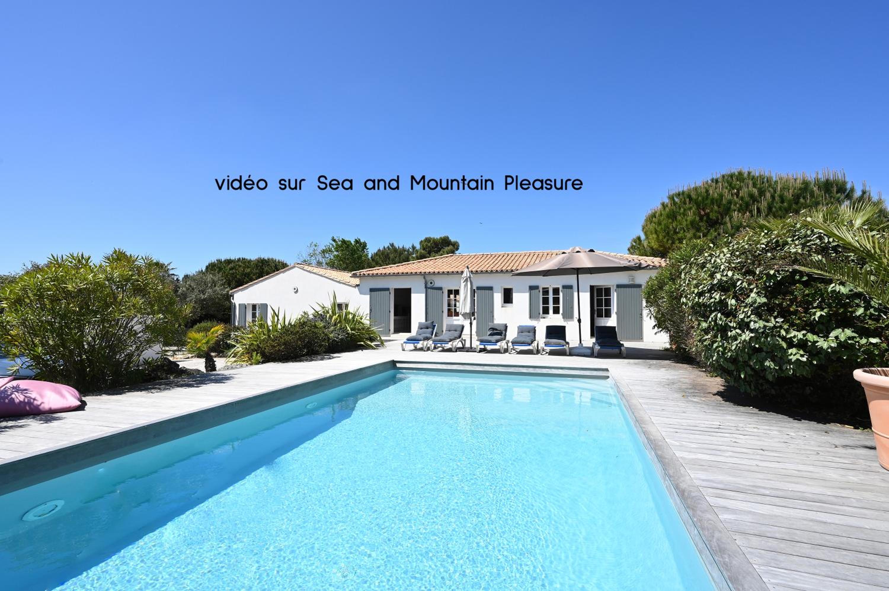 Villa with Private Pool photo 1