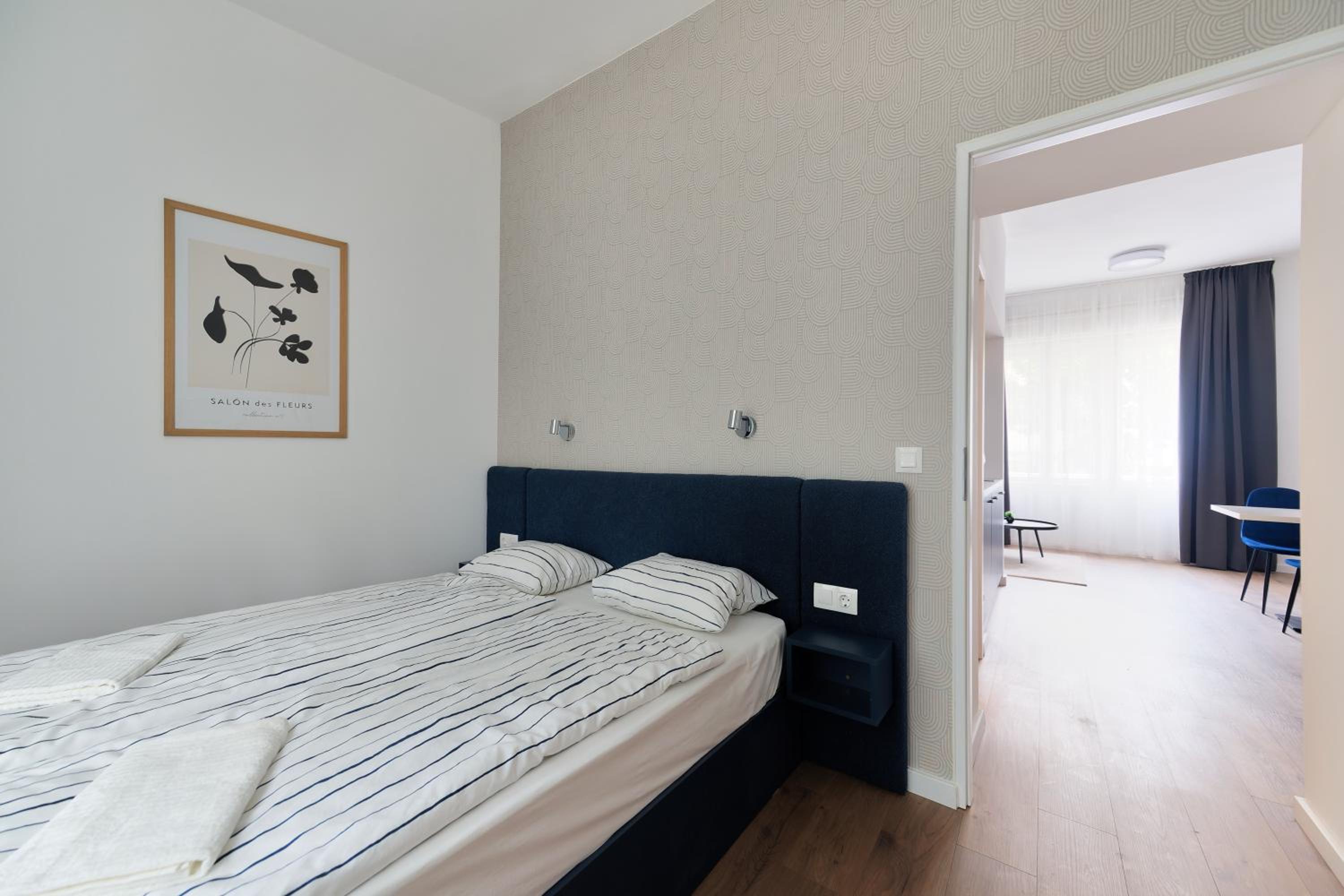 One-Bedroom Apartment - Photo 4