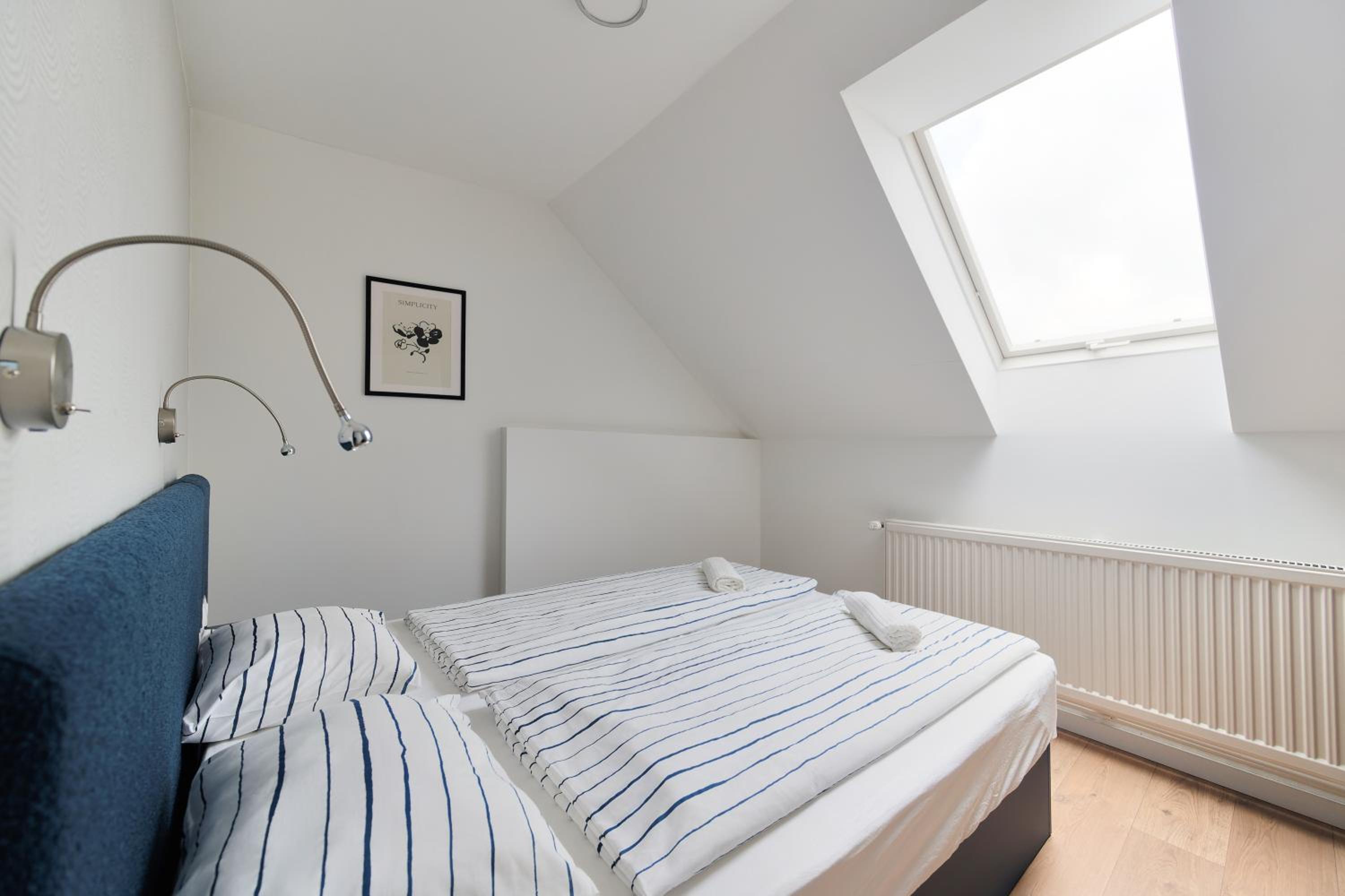 One-Bedroom Apartment - Photo 15