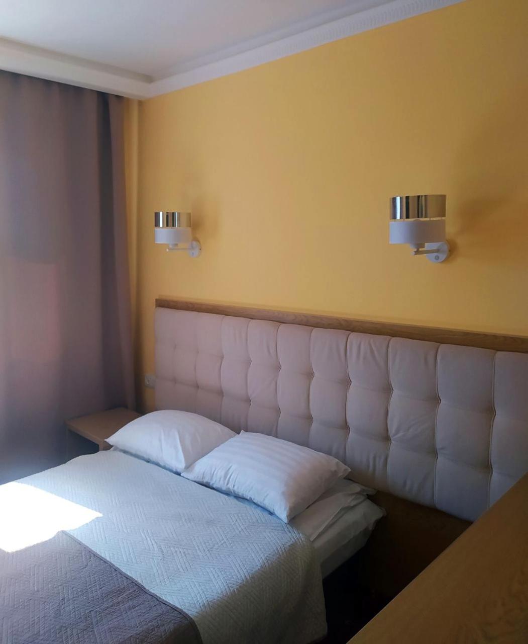 Single Room with Lake View