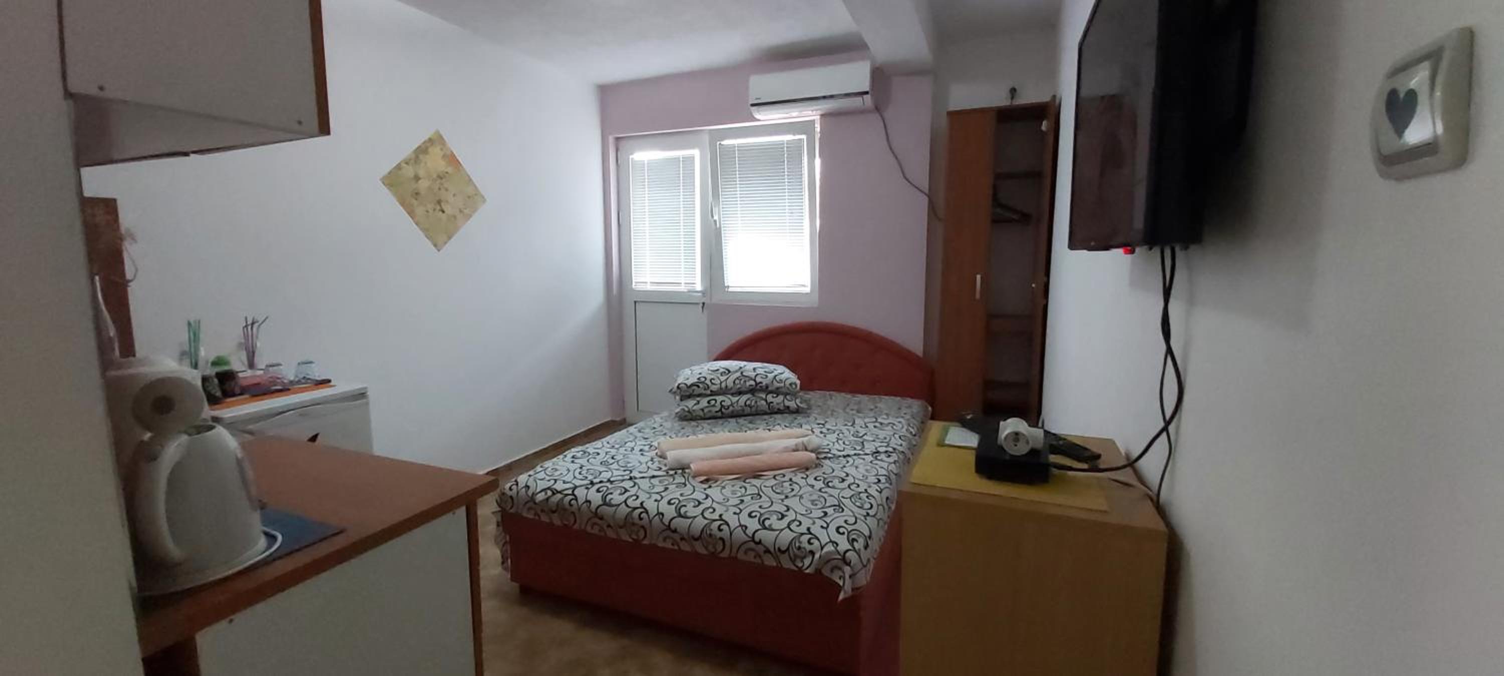 Studio With Balcony