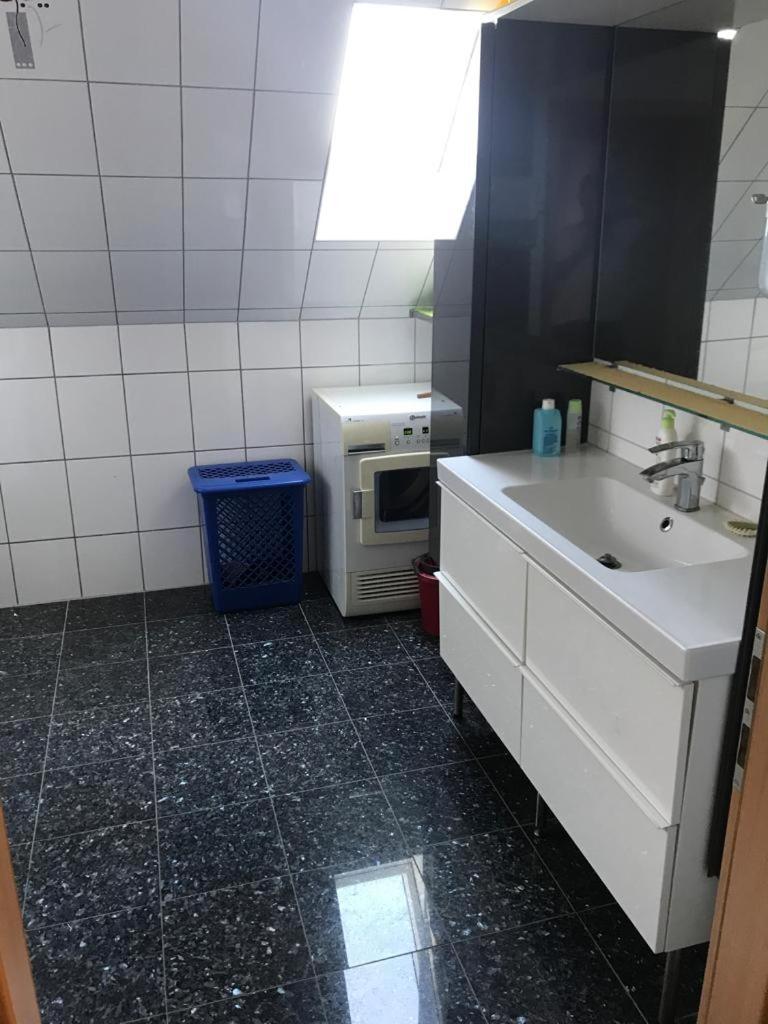 Double Room With Shared Bathroom photo 1
