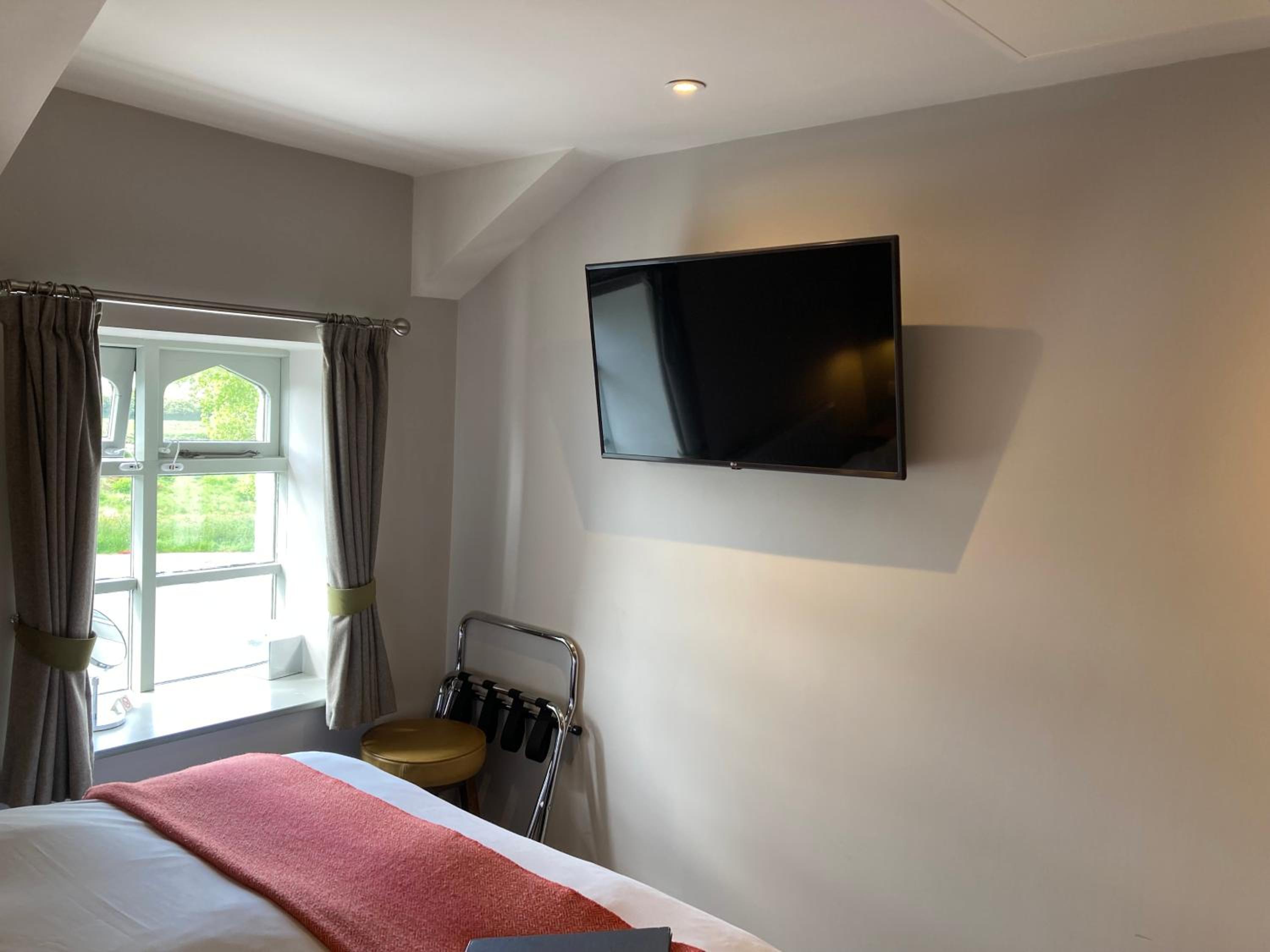 Small Double Room - Photo 3