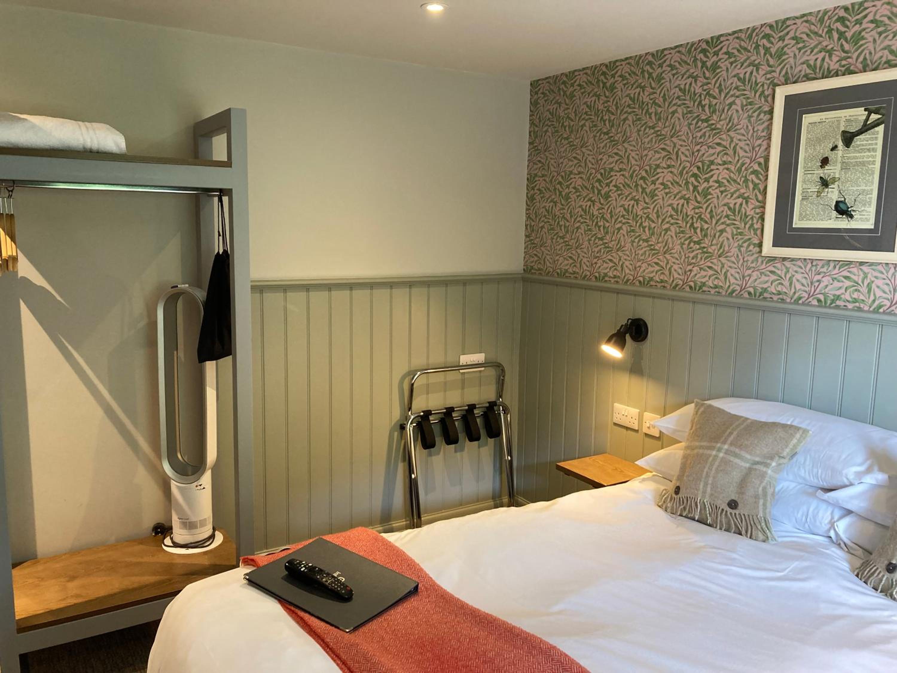 Double Room - Photo 3