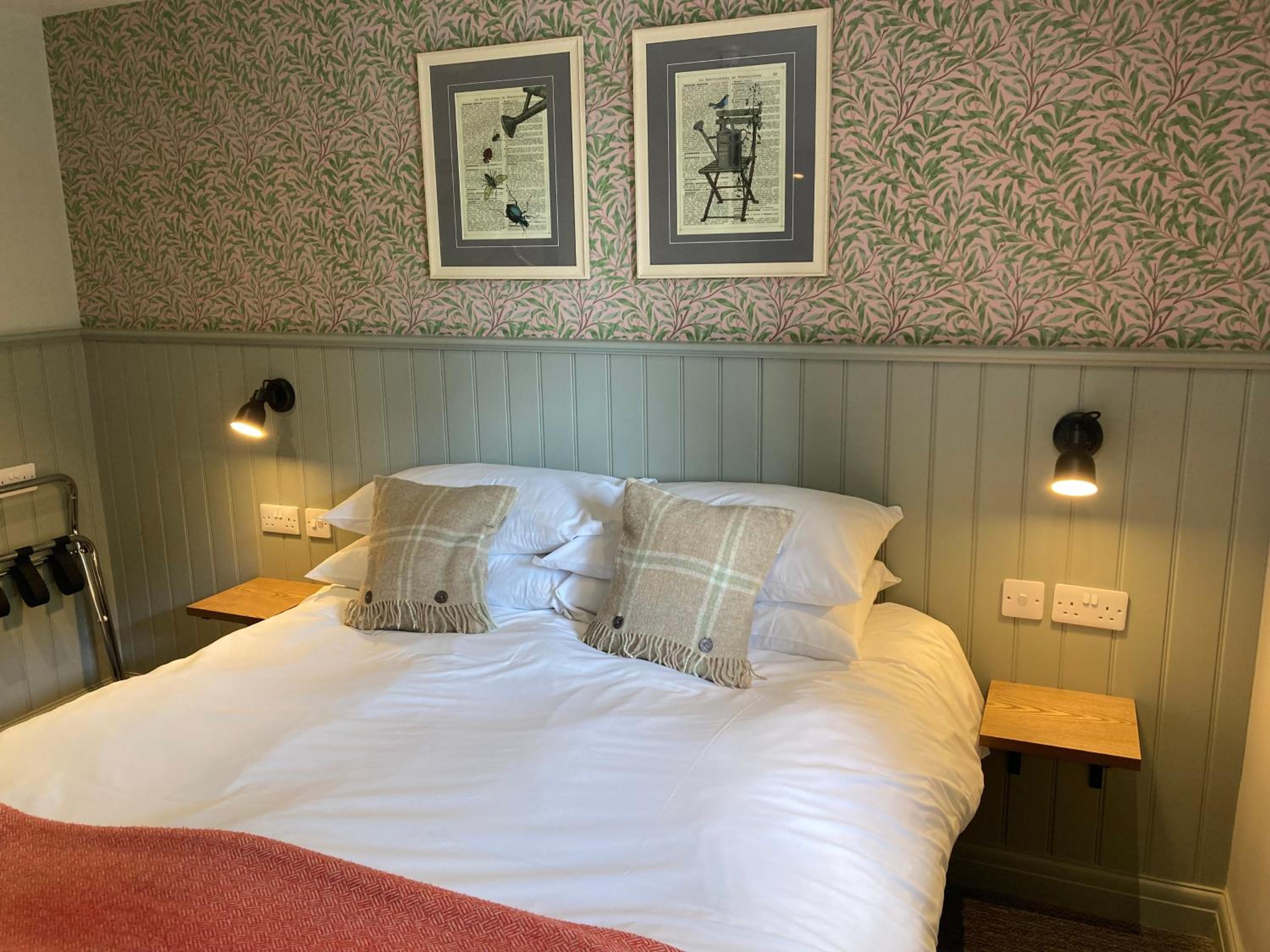 Double Room - Photo 2