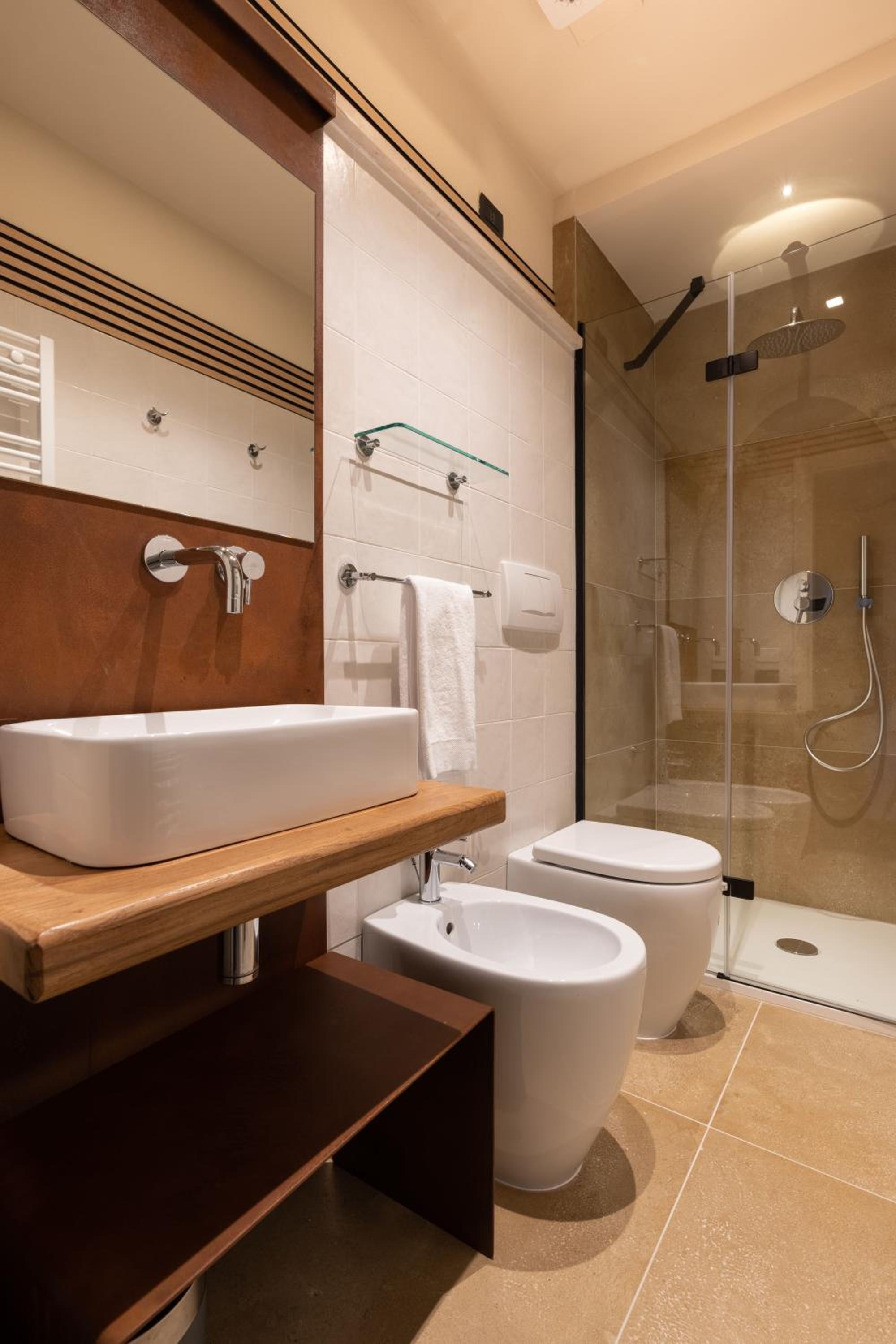 Superior Double Room - Photo 35