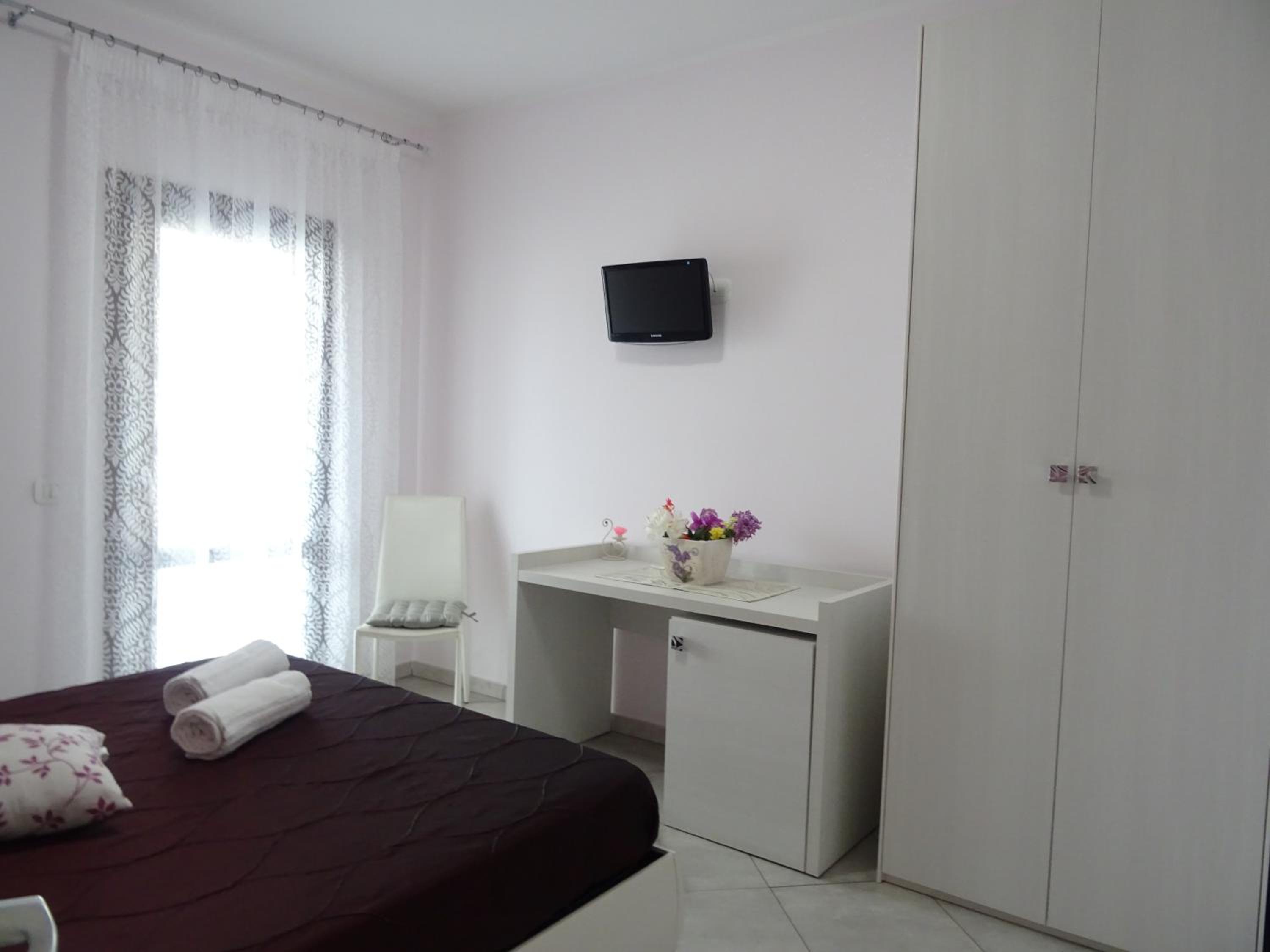 King Room with Mountain View photo 3