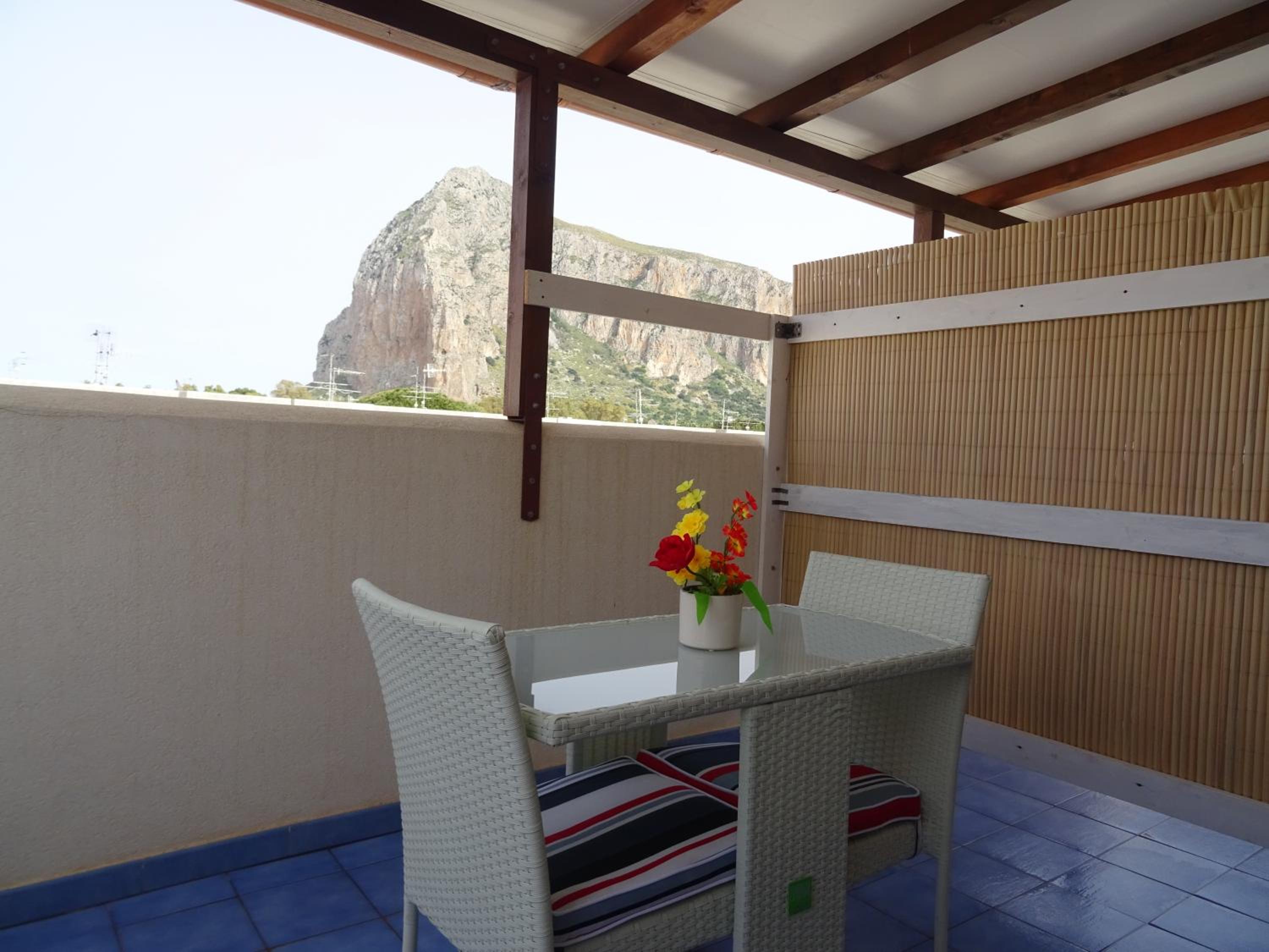 King Room with Mountain View photo 2