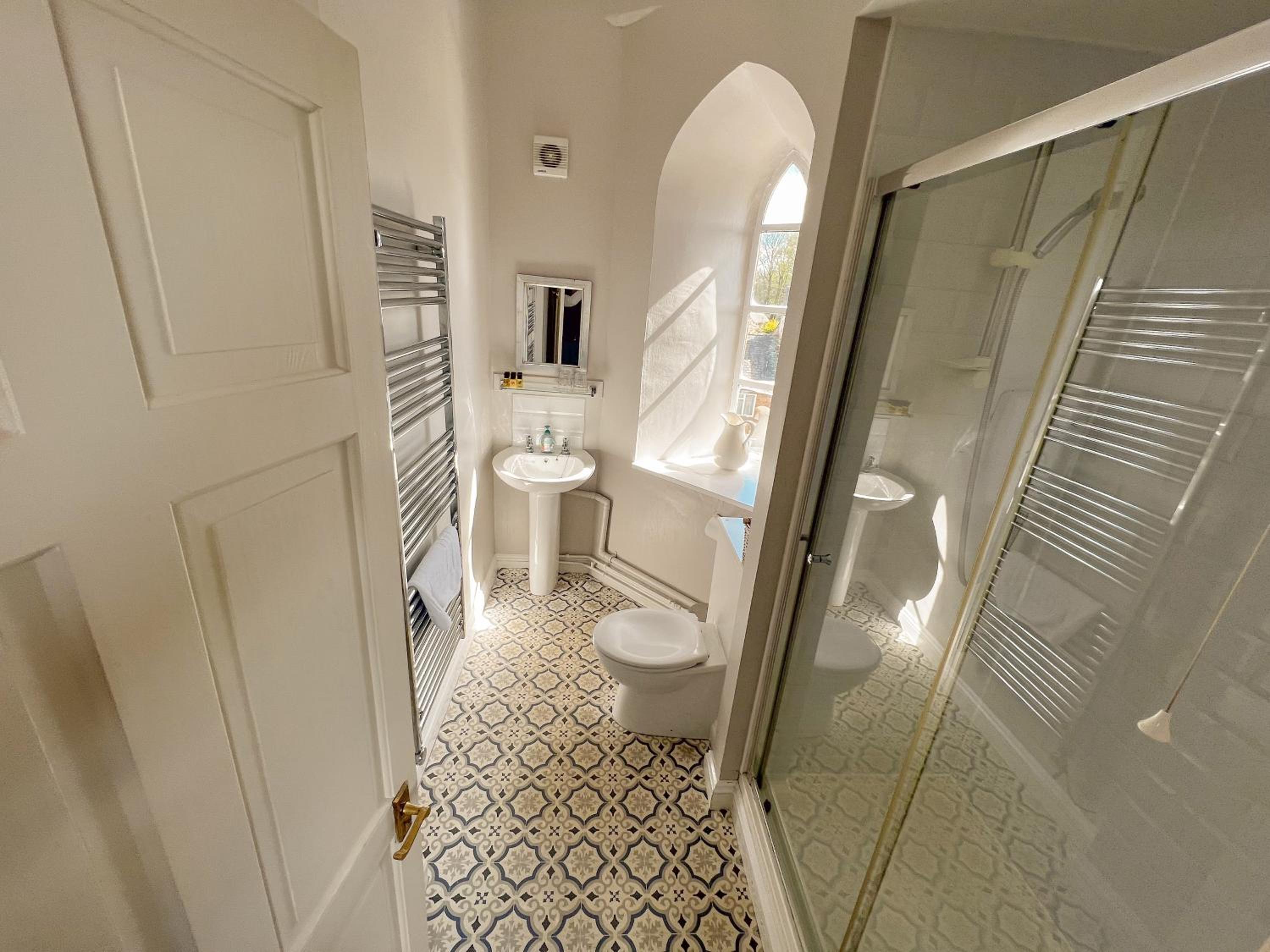 Family Room with Shower photo 3