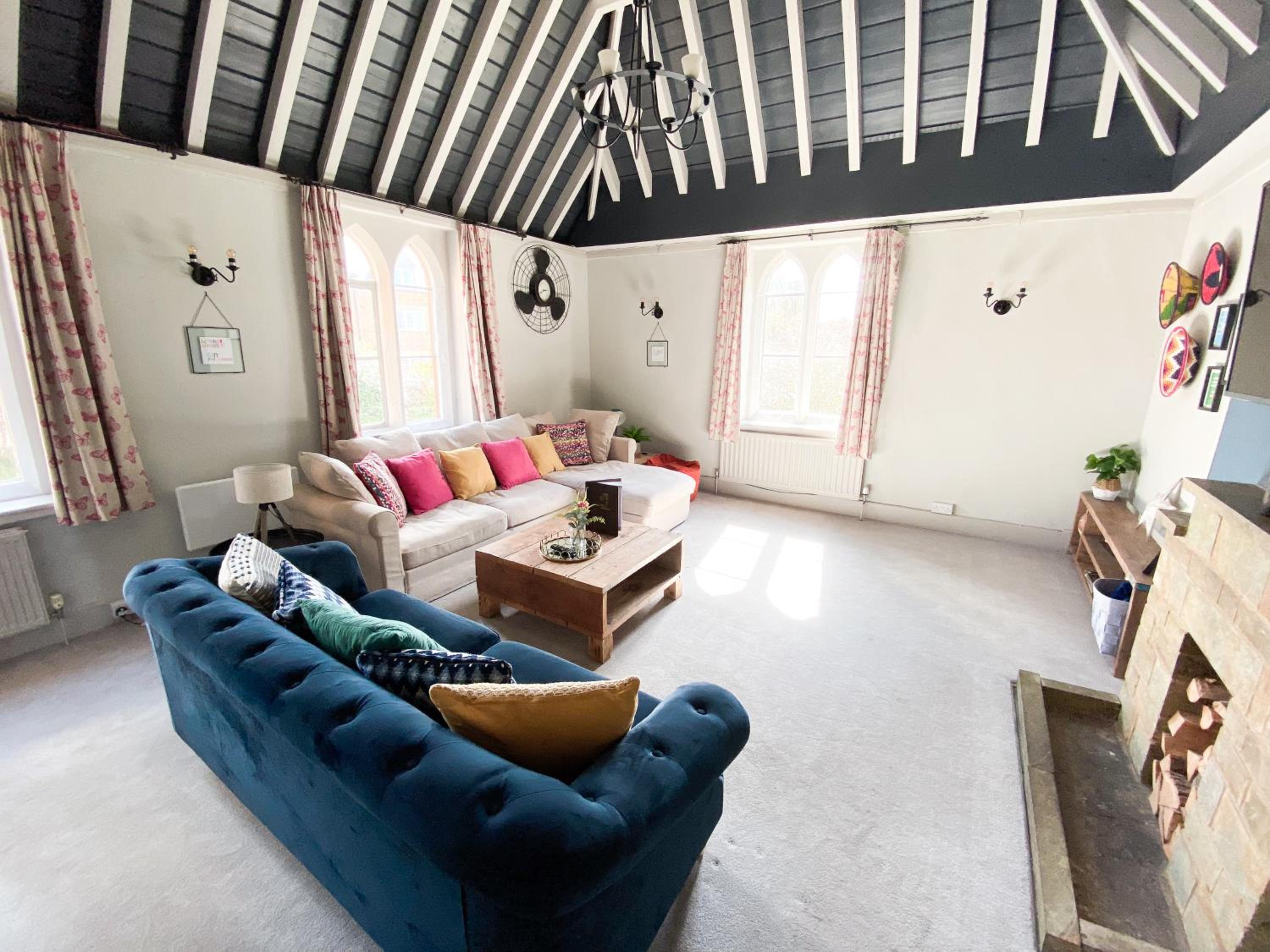 Superior Family Room photo 3