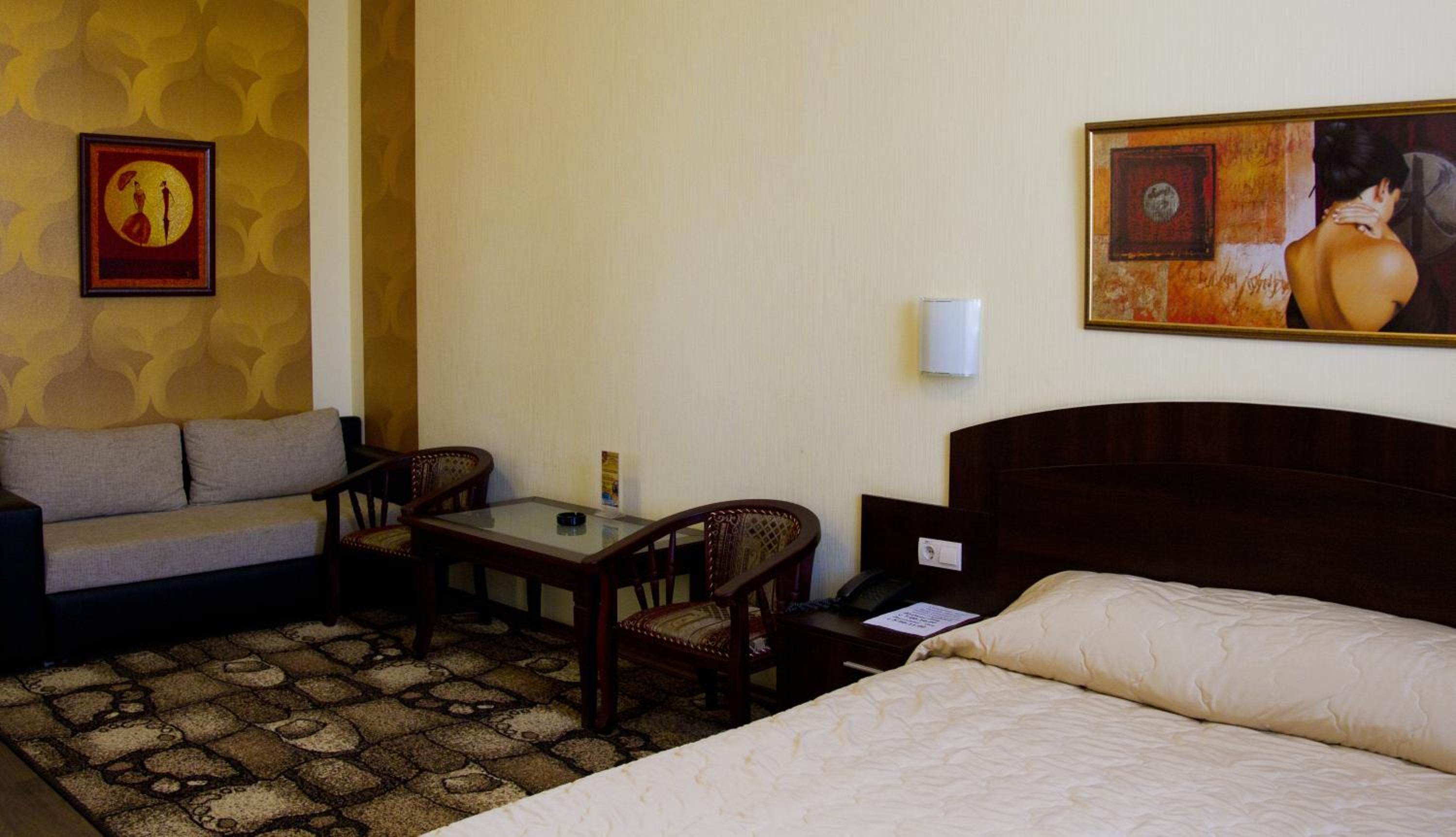 Standard Twin Room photo 2