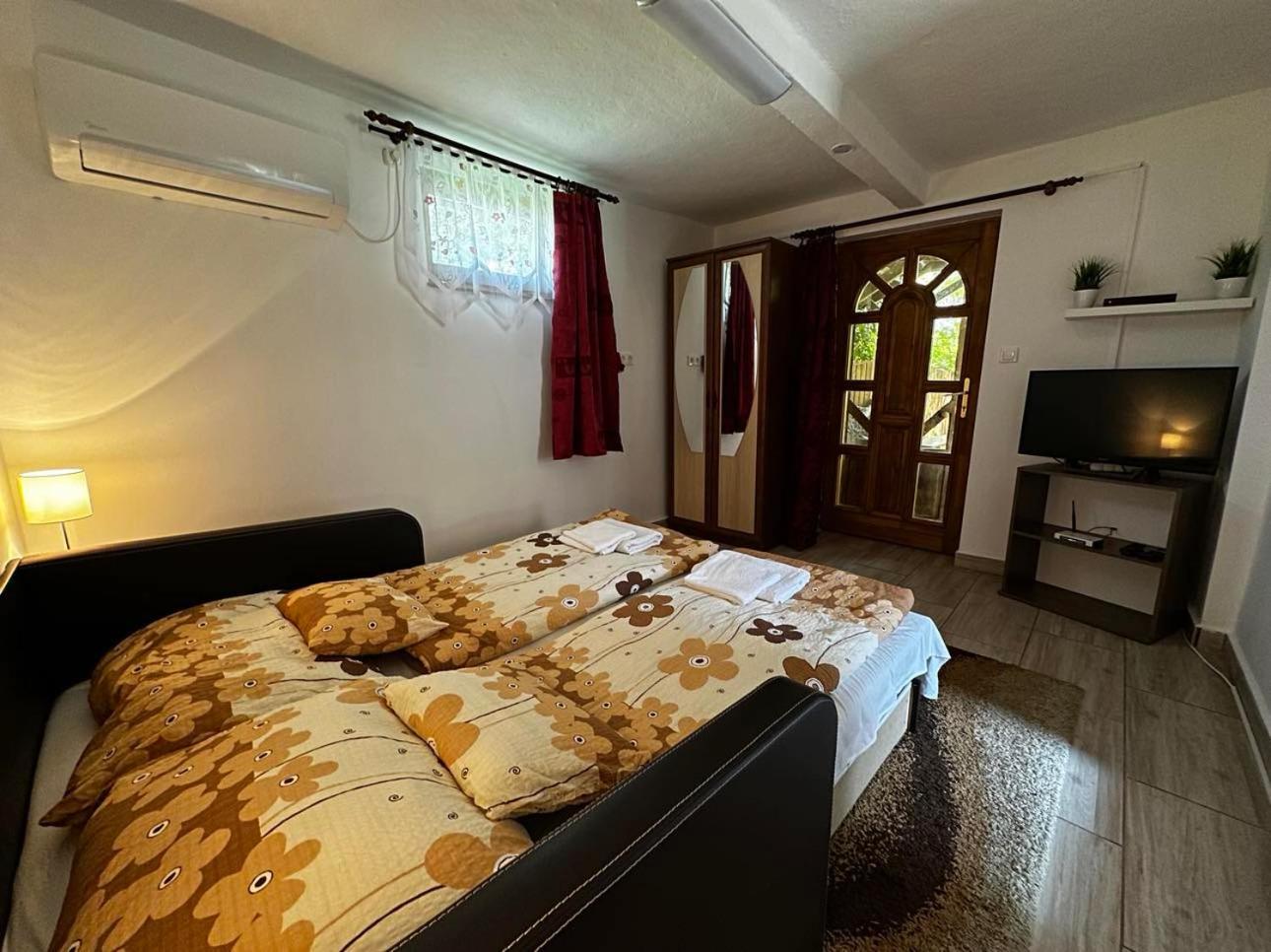 Two-Bedroom Apartment - Photo 1