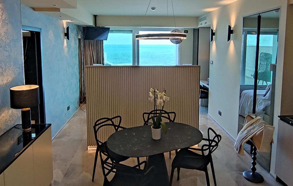 Suite with Sea View