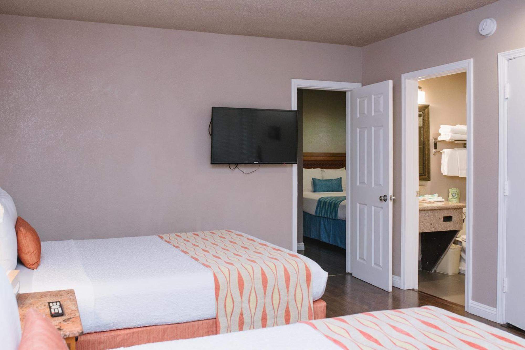 Family Suite - Photo 4