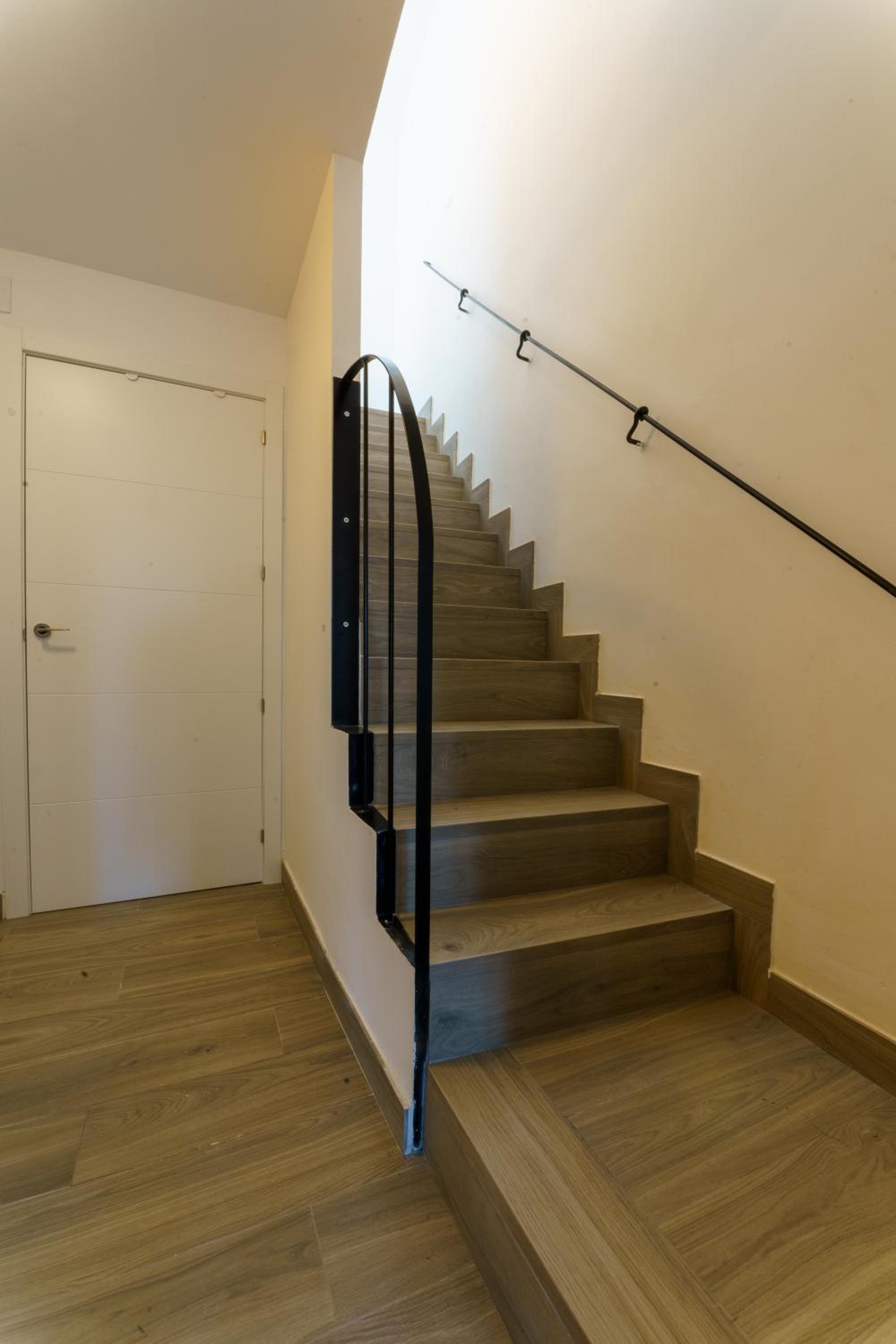 Duplex Apartment - Photo 2