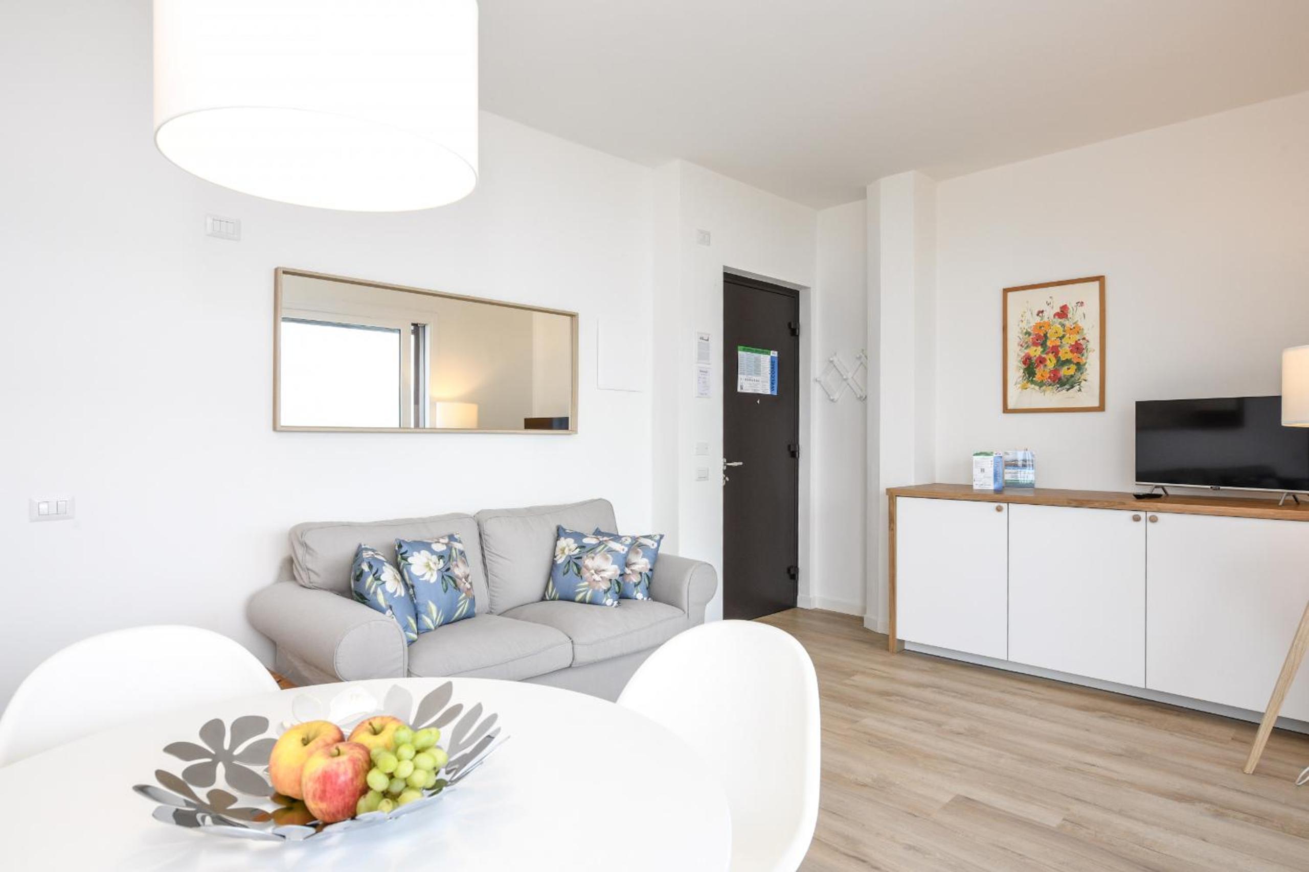 Apartment with Lake View photo 1