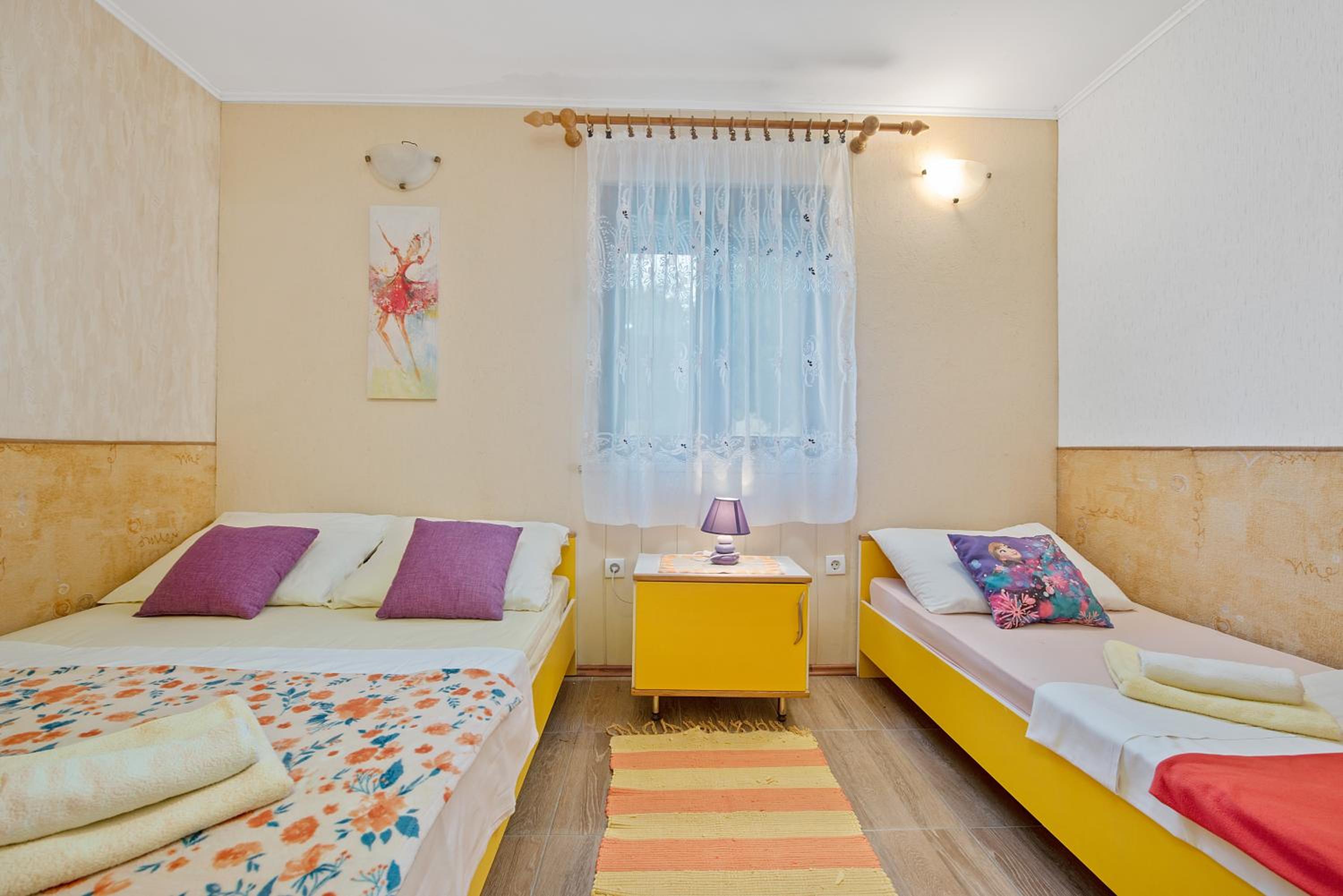 Apartment - Ground Floor photo 2