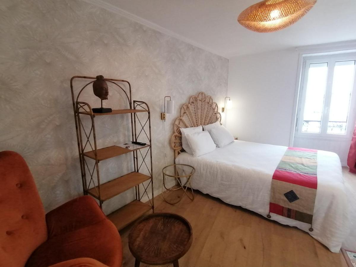 Double Room with Sea View - Photo 1