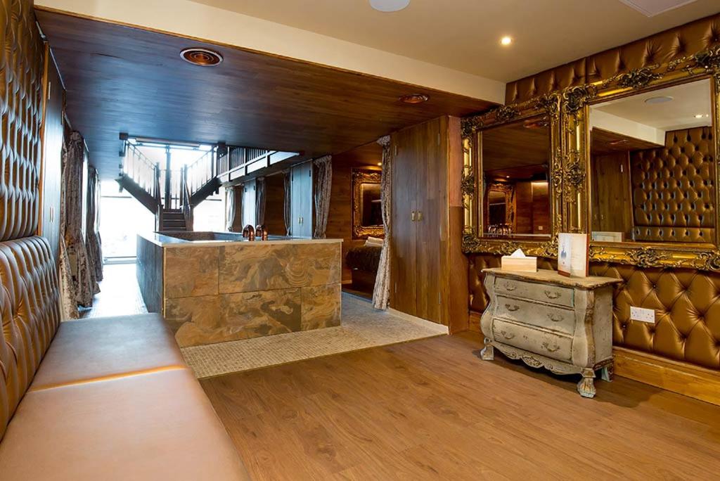 Laurent Perrier Pool Room