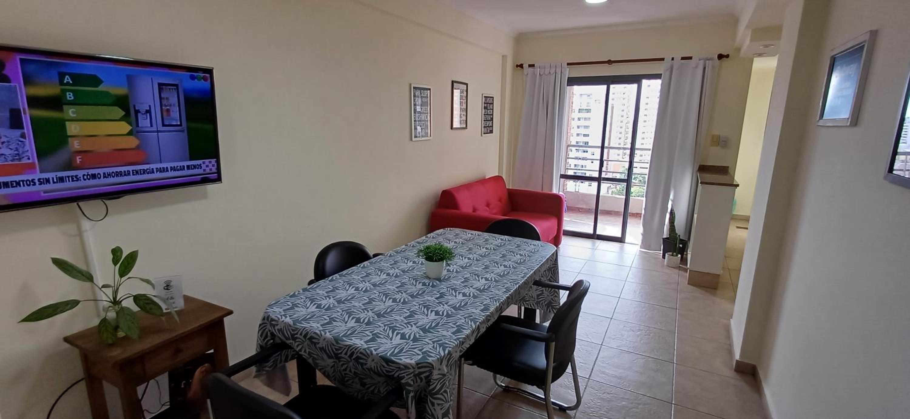 One-Bedroom Apartment photo 1