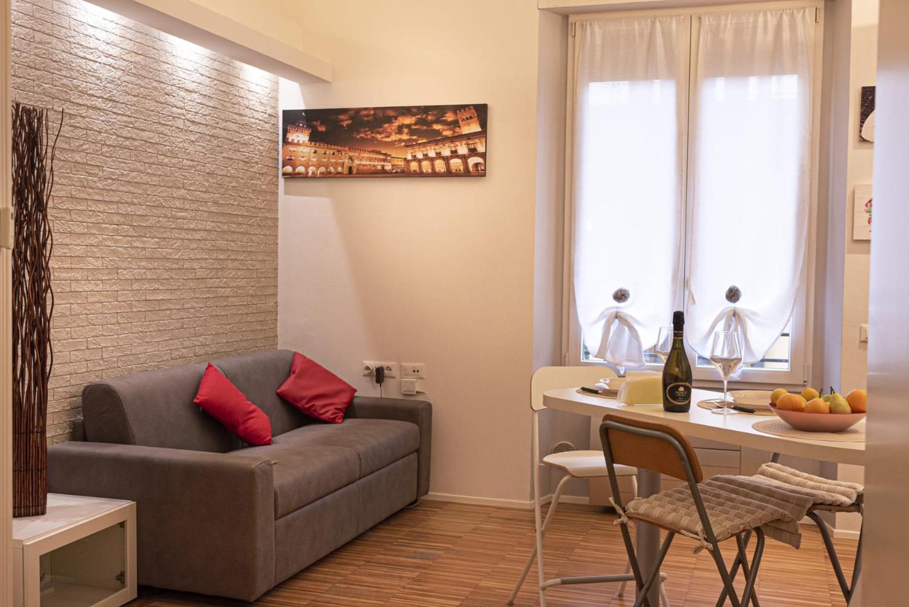 One-Bedroom Apartment