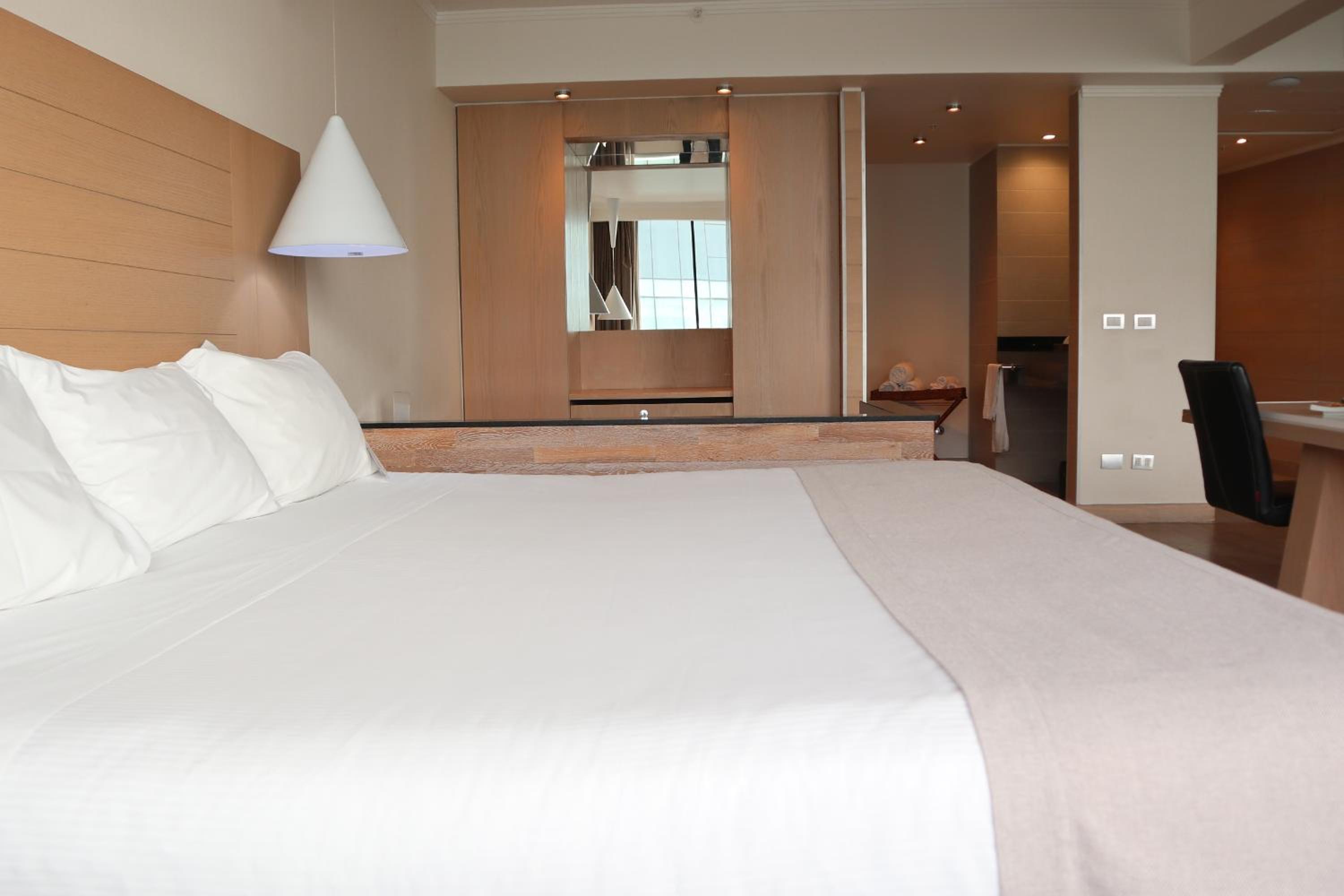 Presidencial Suite 1 King Bed, Non-Smoking