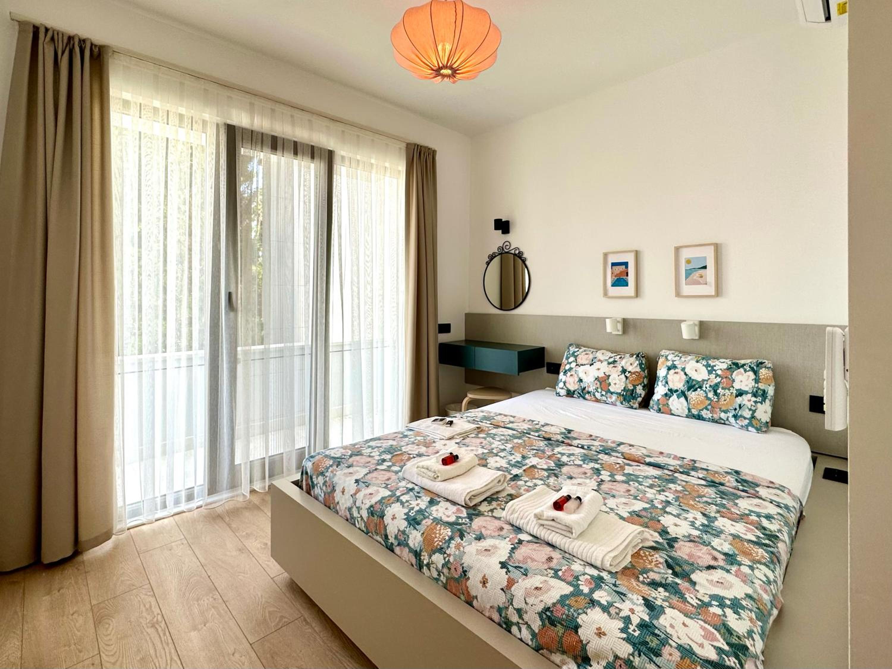 Standard Double Room photo 2