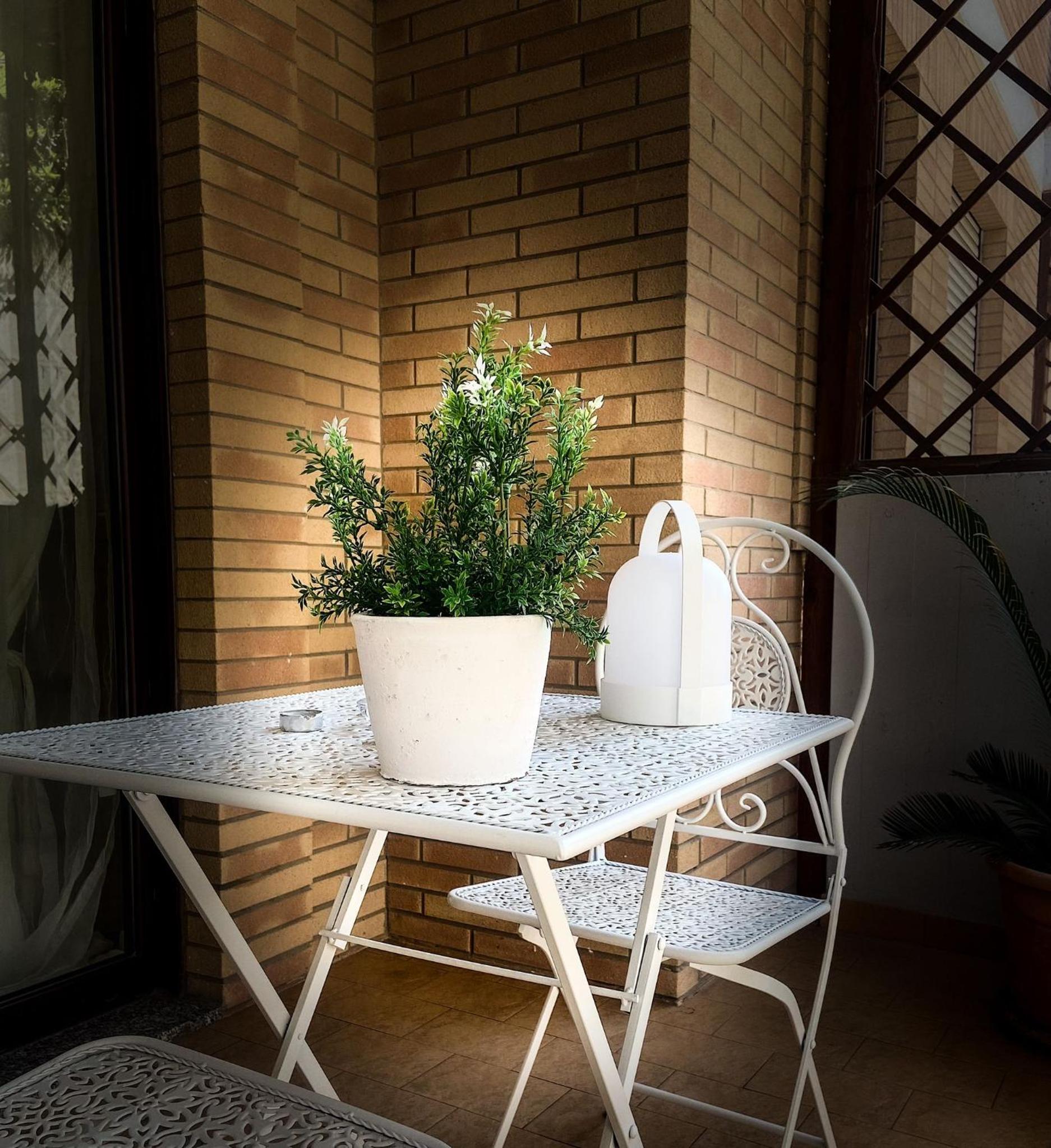 Double Room with Balcony - Photo 5