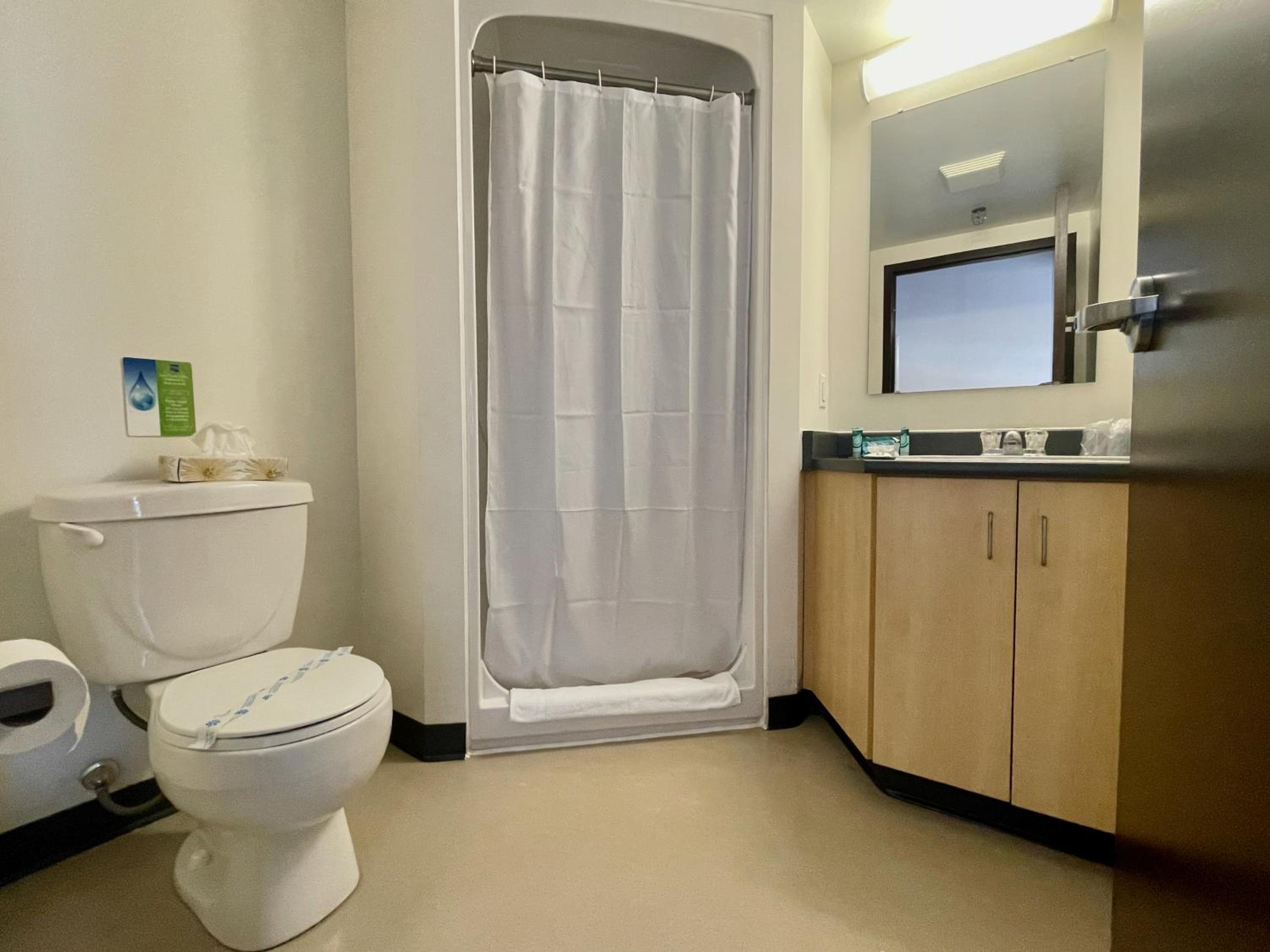 Two-Bedroom Suite photo 3