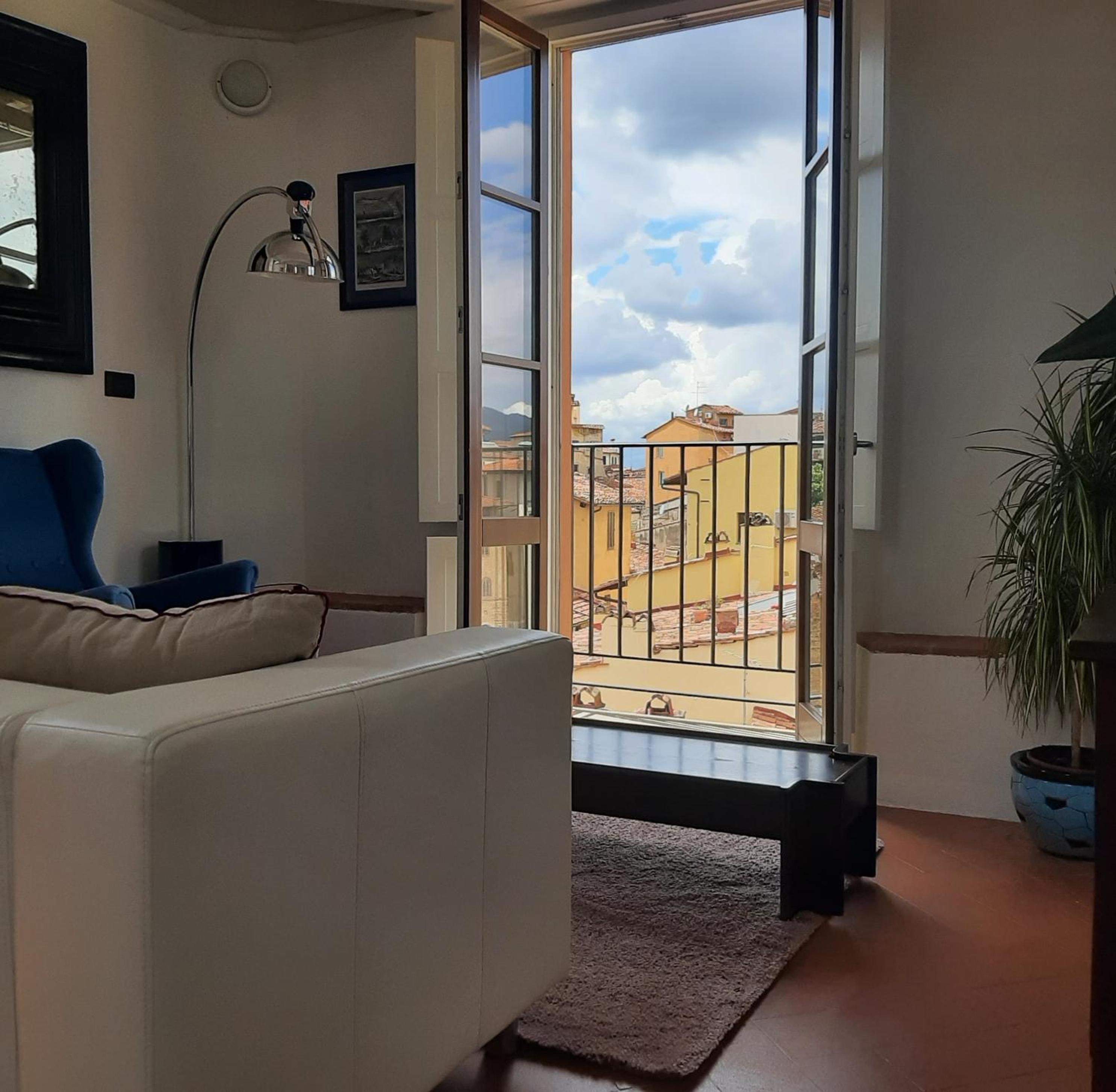 Studio with Terrace - Split Level photo 3