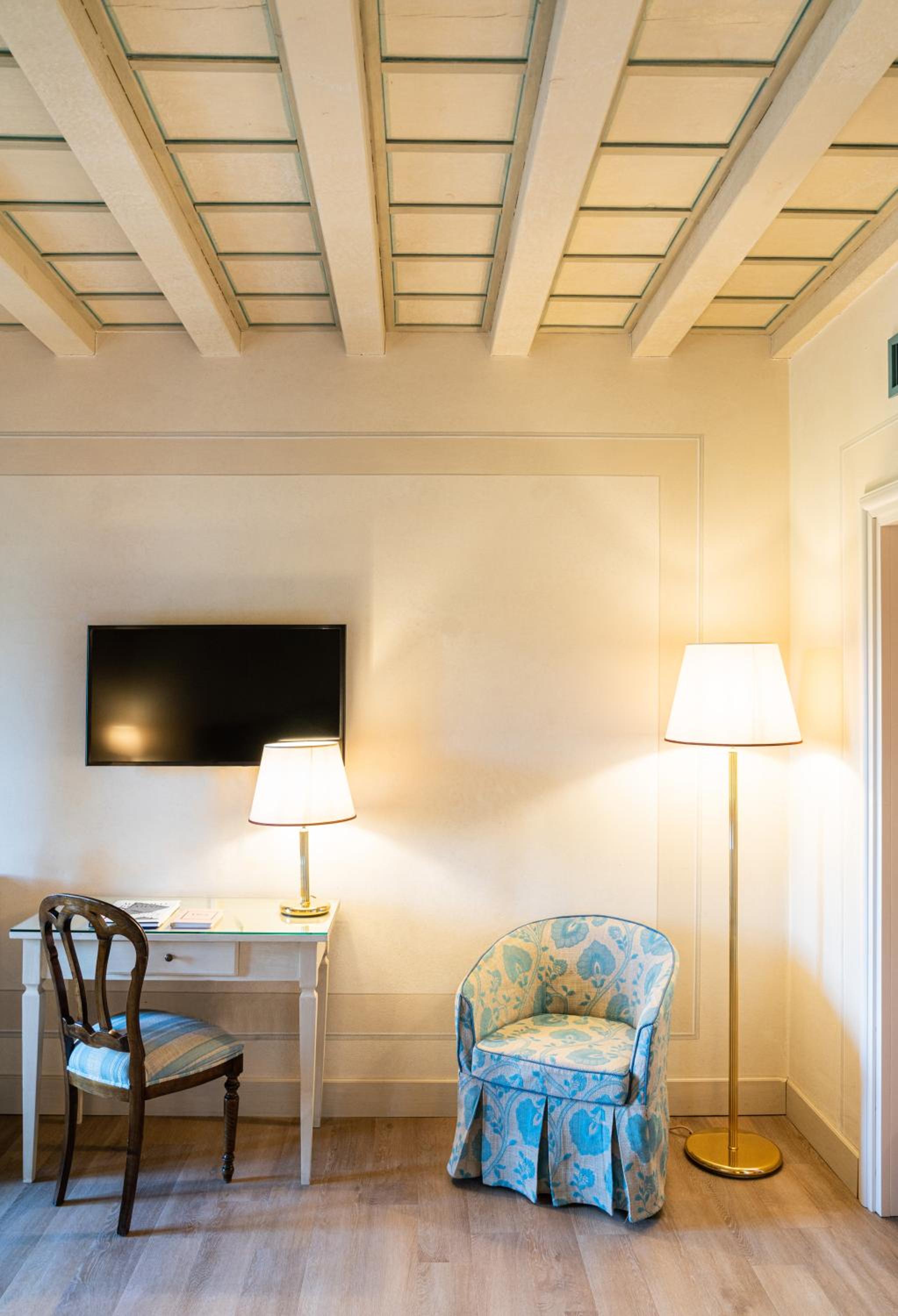 Superior Double Room with Spa Access - Photo 1