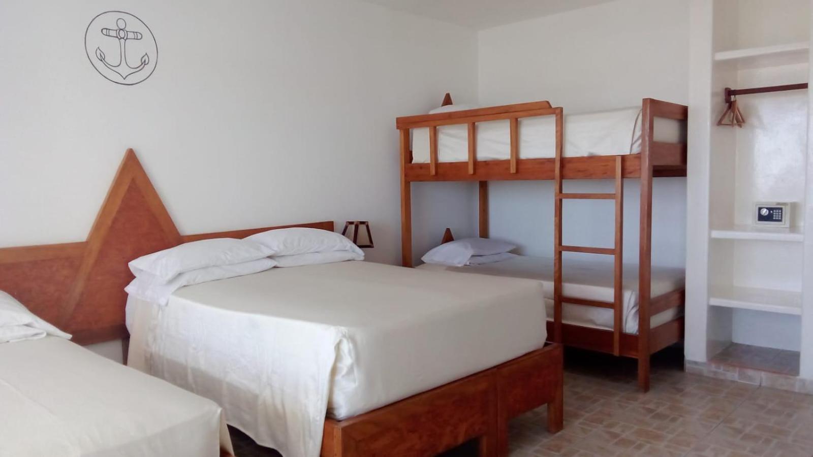 Quadruple Room with Sea View