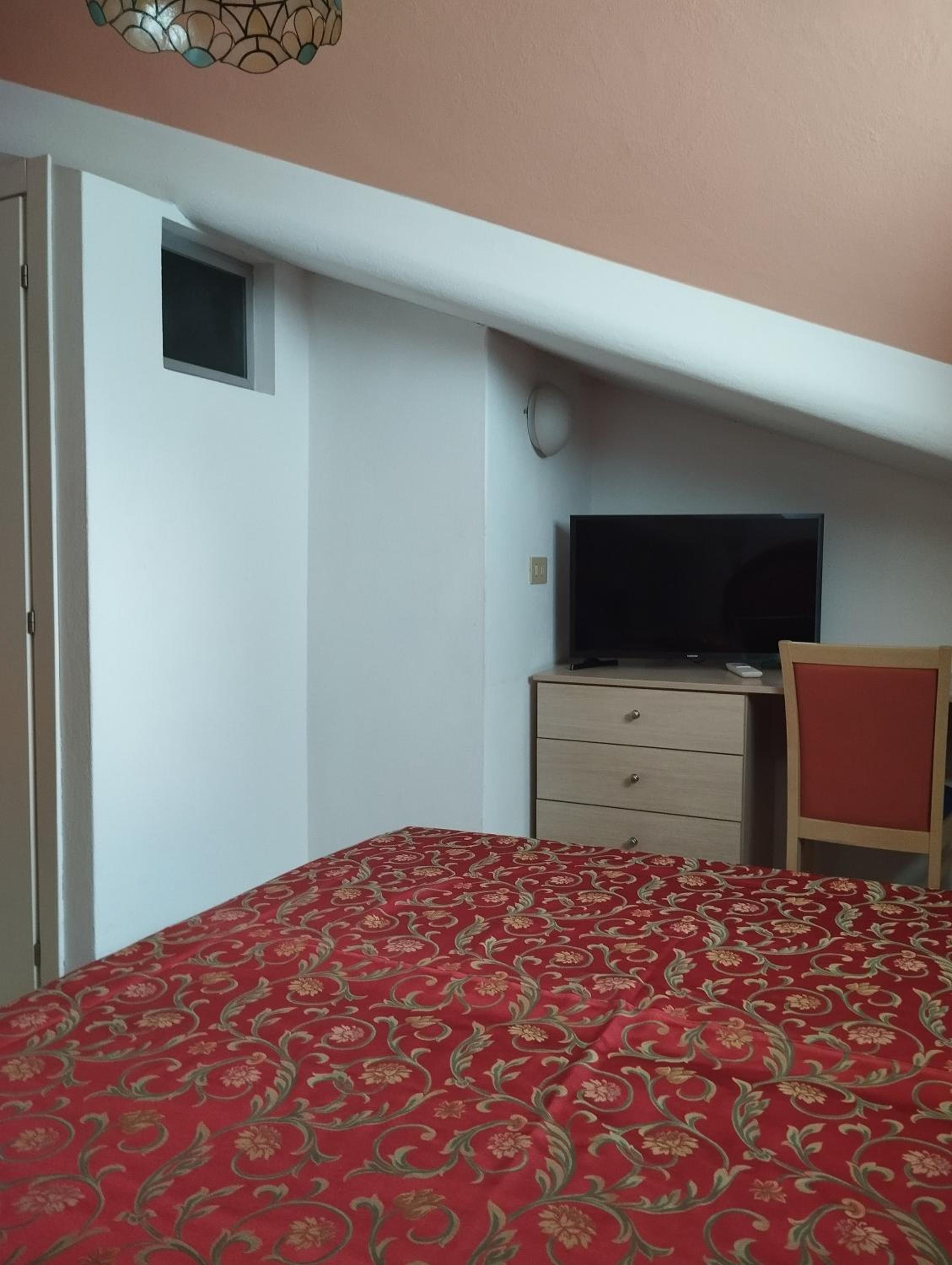 Small Double Or Twin Room