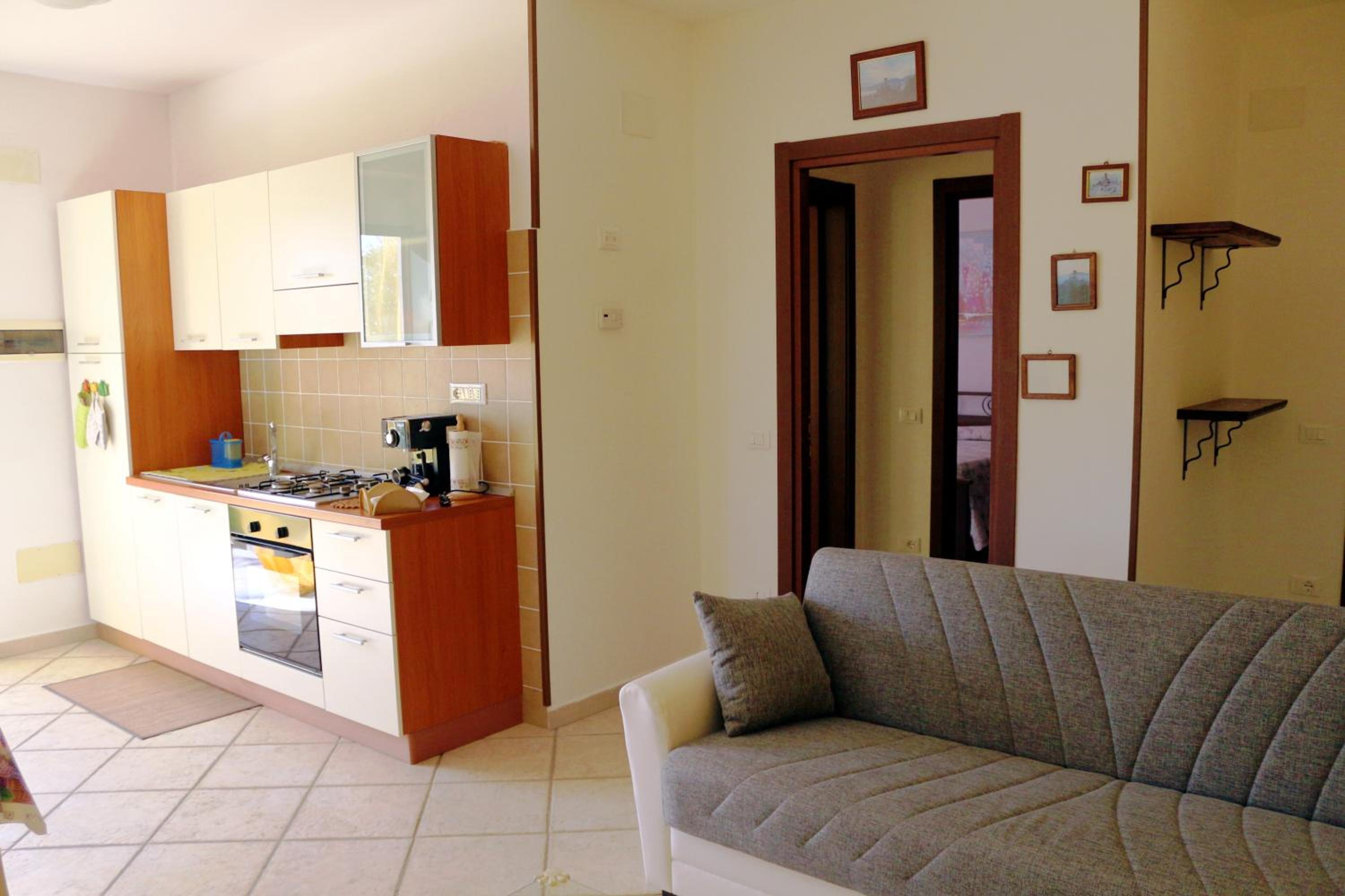 One-Bedroom Apartment photo 3