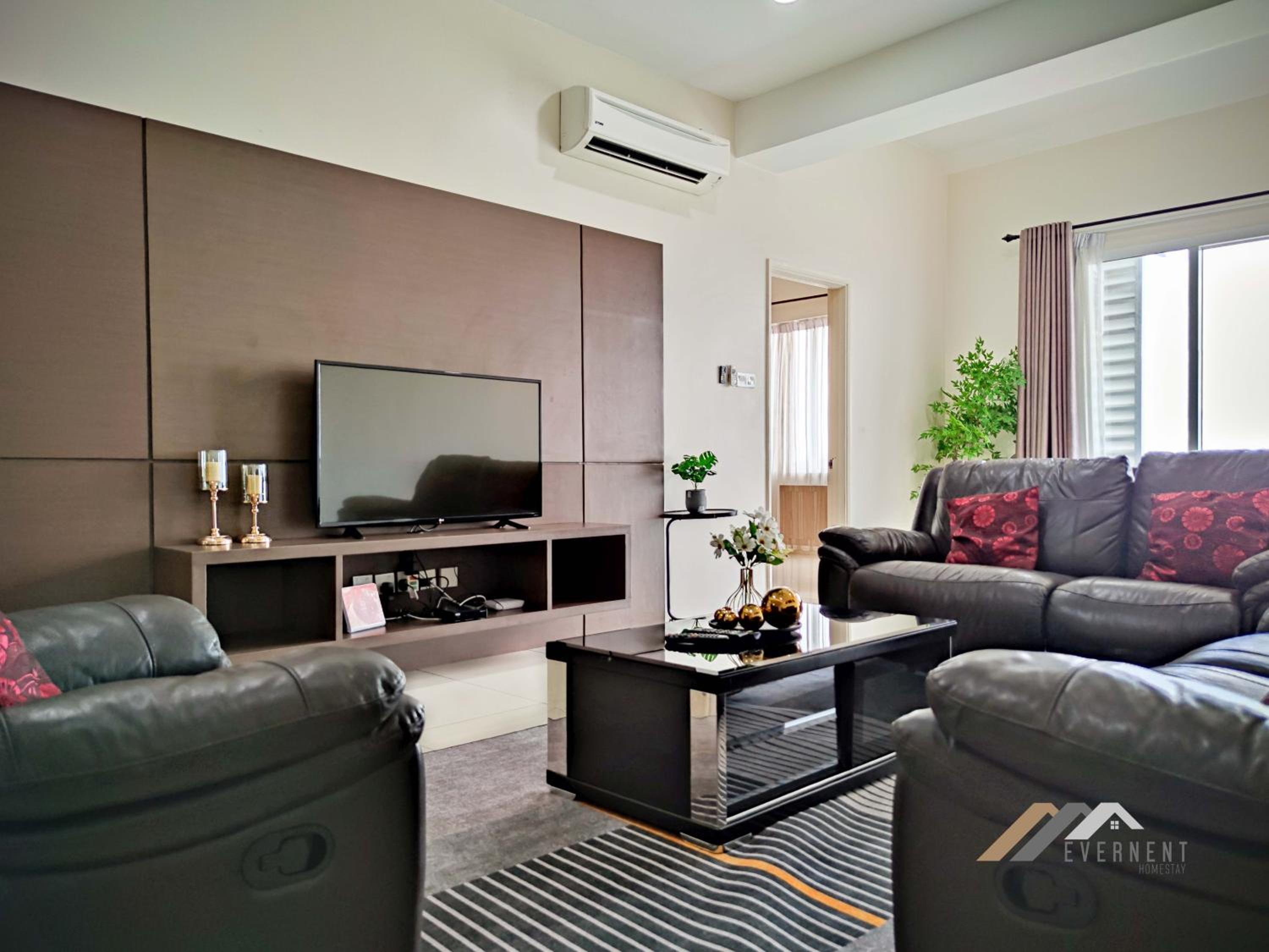 Apartment photo 1