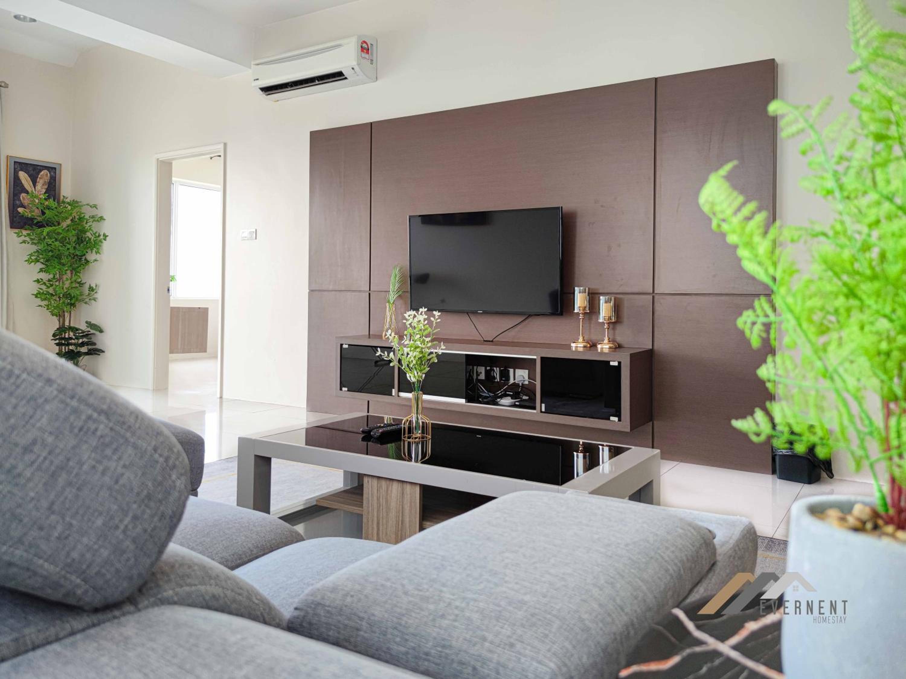 Apartment photo 2