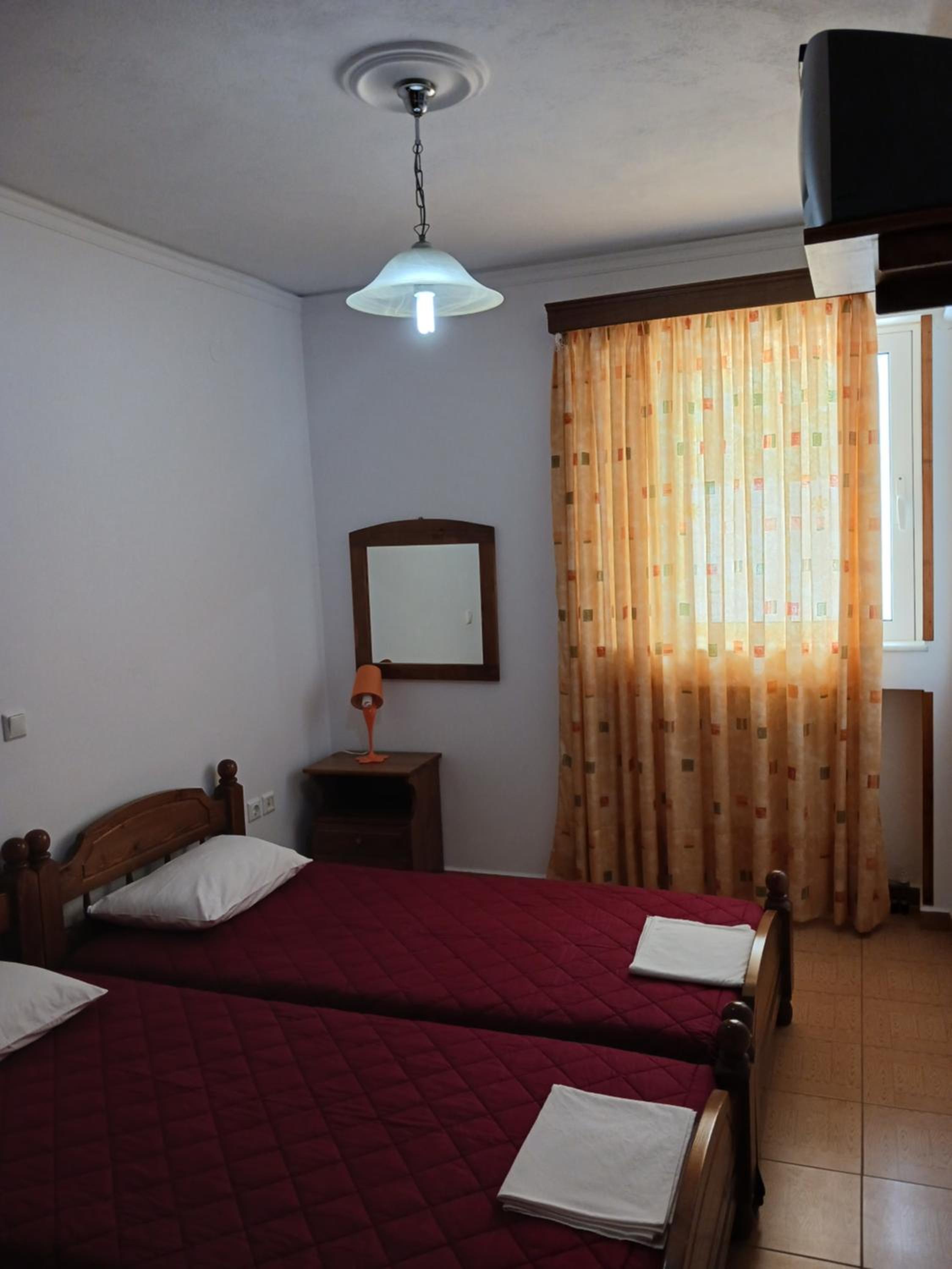 Economy Double Room photo 2