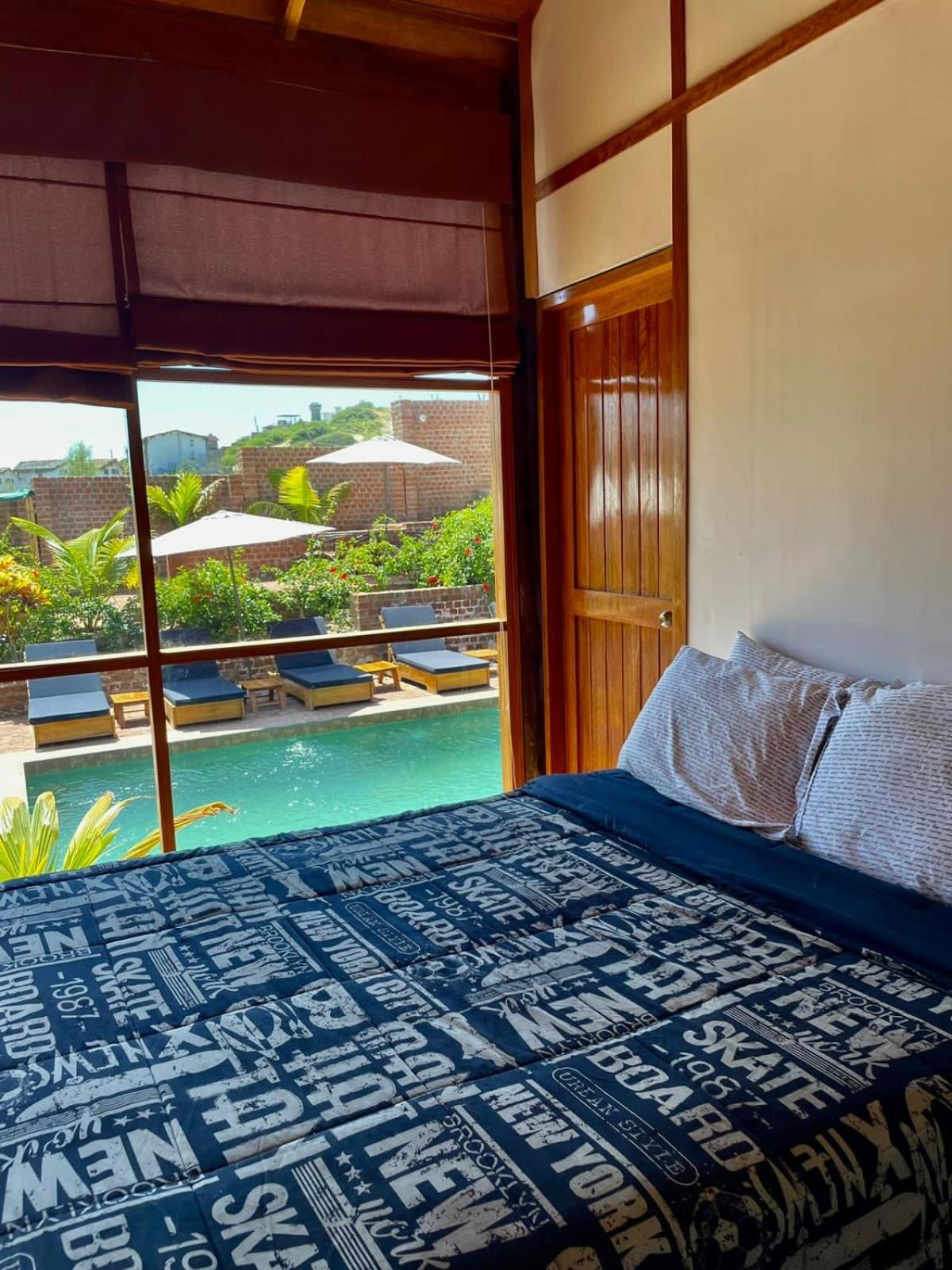 Junior Suite with Pool View photo 3