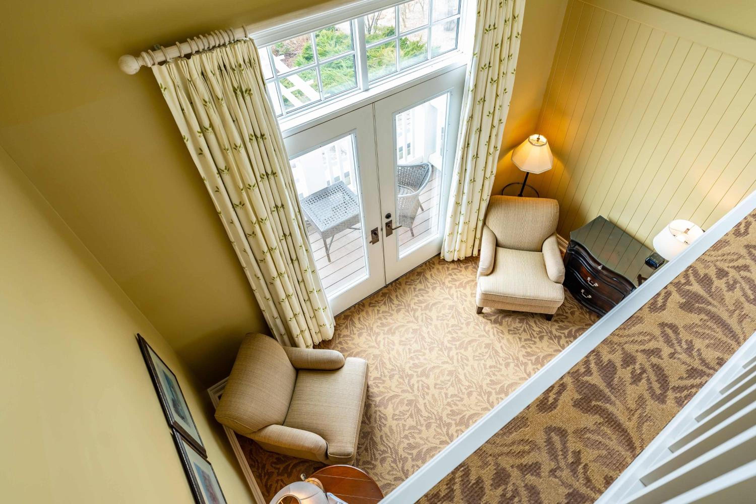 Suite with Balcony photo 2