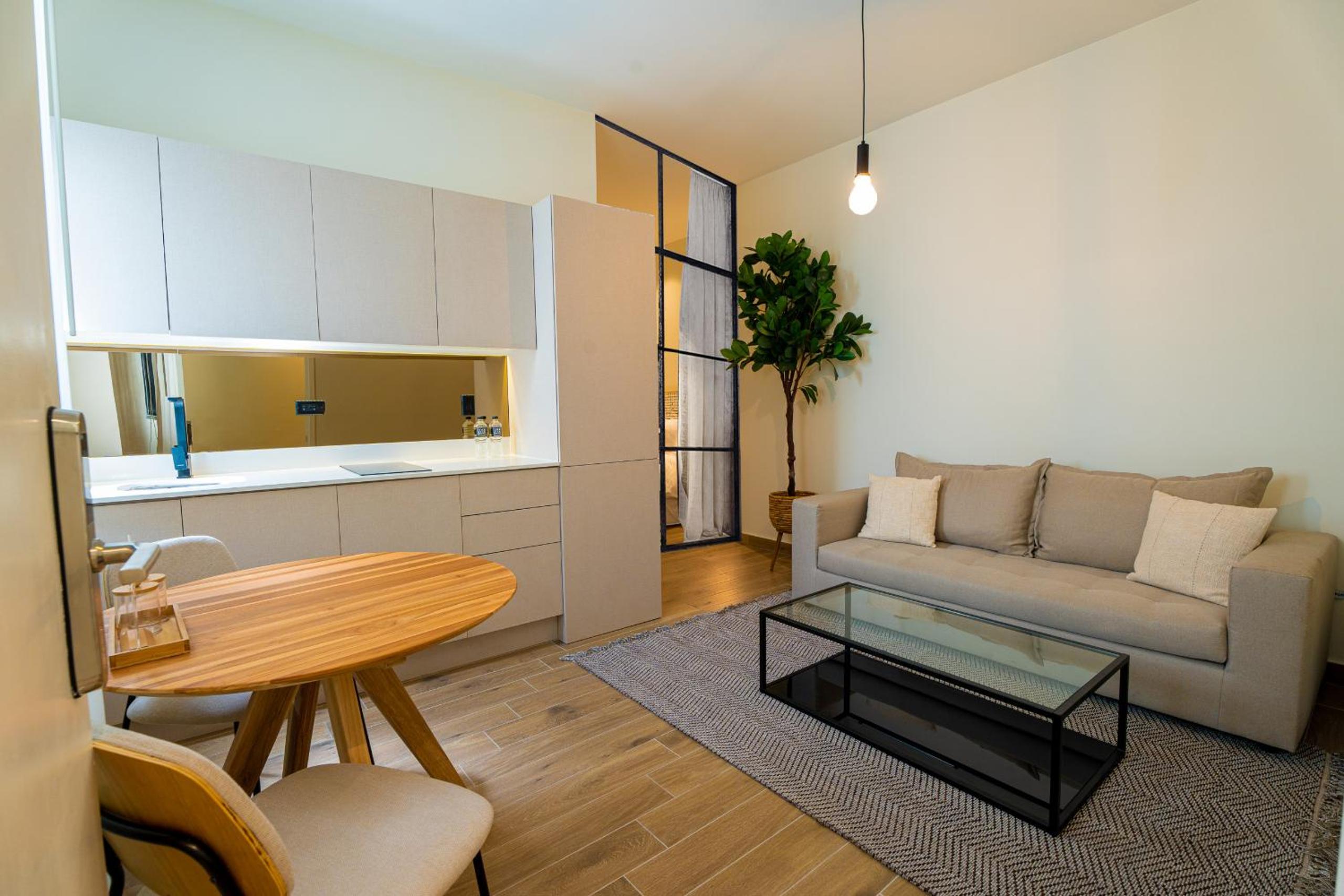 Apartment photo 1