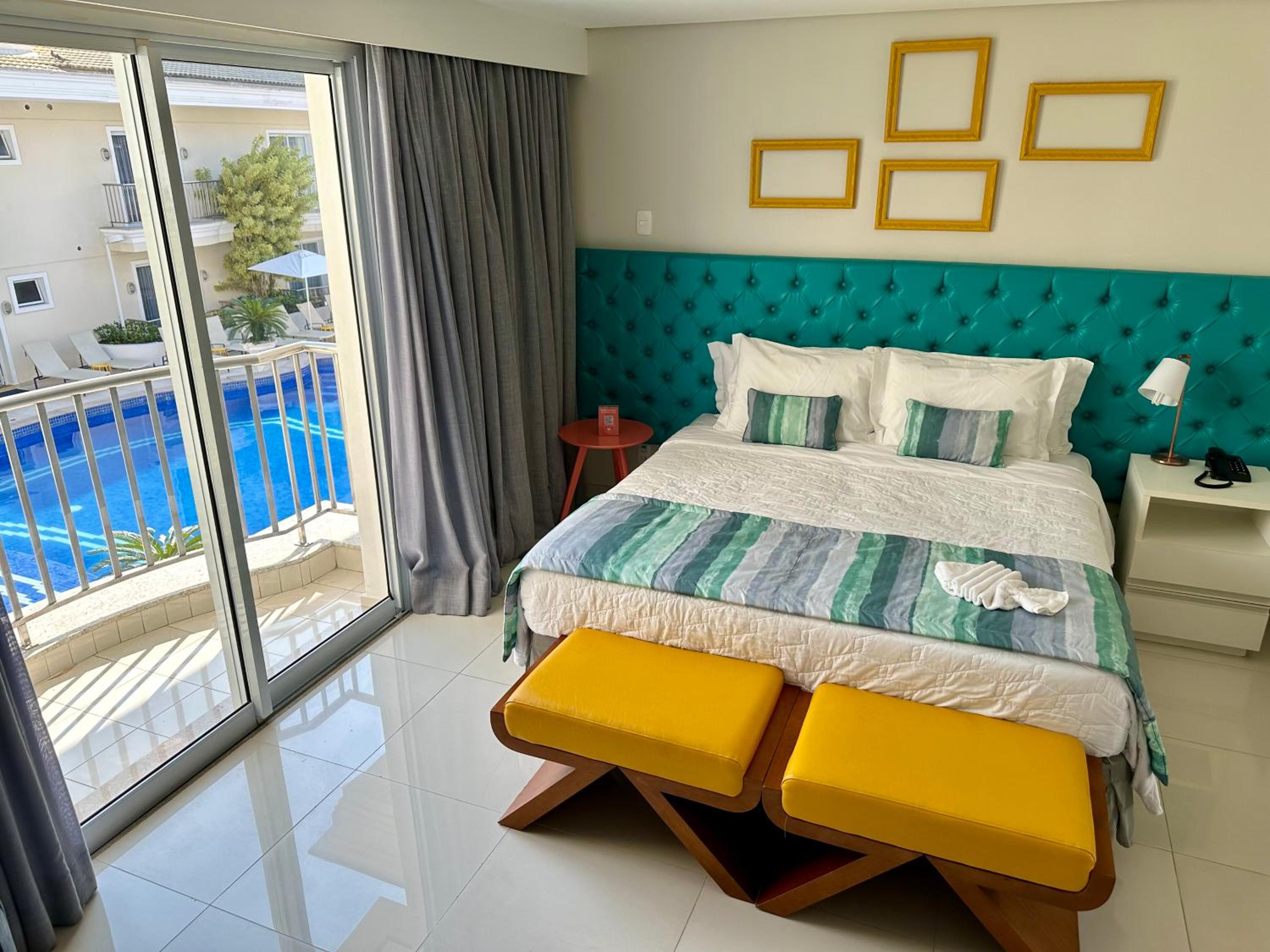 Queen Room with Pool View