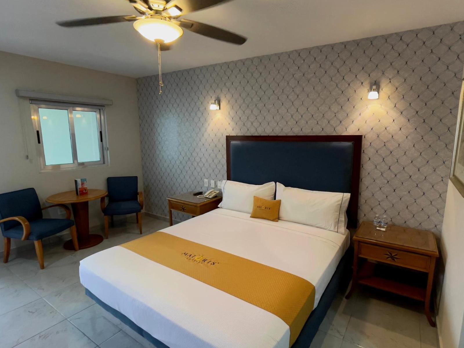 Superior King Room - Photo 2